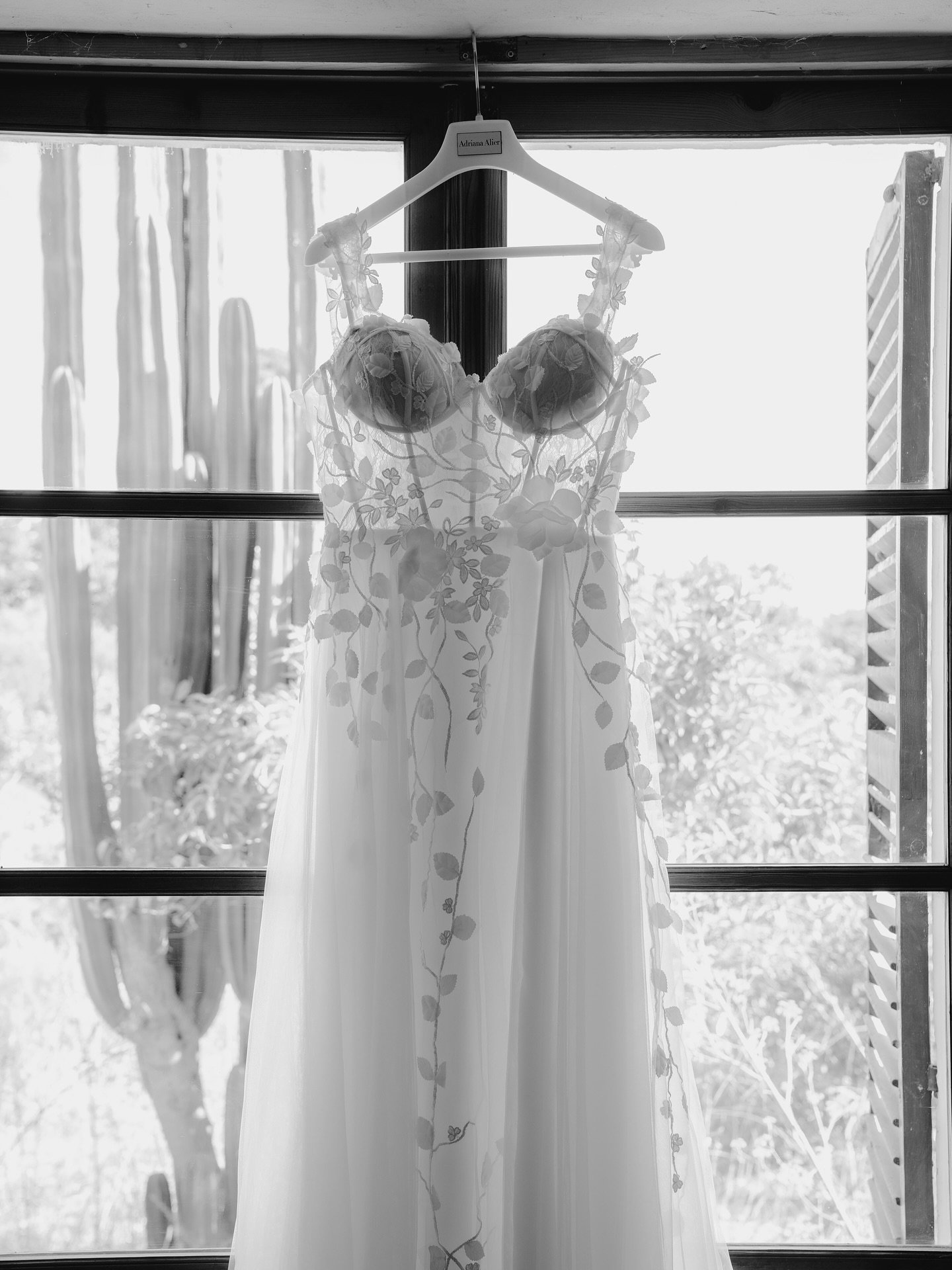 some pics i favourited this month 

Planning &amp; Concept | @weddingisabeach 
Photography &amp; Video | @wingdingweddings 
Location | @sonmaixella 
Deco &amp; Floral Design | @fusiondeco.es 
Bridal Couple | @coleccionandomomentoss_ 
Stationery | @ca