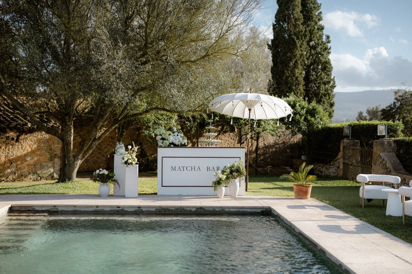 I hope I&rsquo;m the one you&rsquo;ll remember when you see matcha 🤍🍵✨

Wedding Planner: @weddingisabeach 
Photographer &amp; Videographer: @alstede.weddings 
Hair &amp; Makeup: @makeupartistry.by.esther 
Jewelry: @dalou_jewelry 
Floral Design: @fu