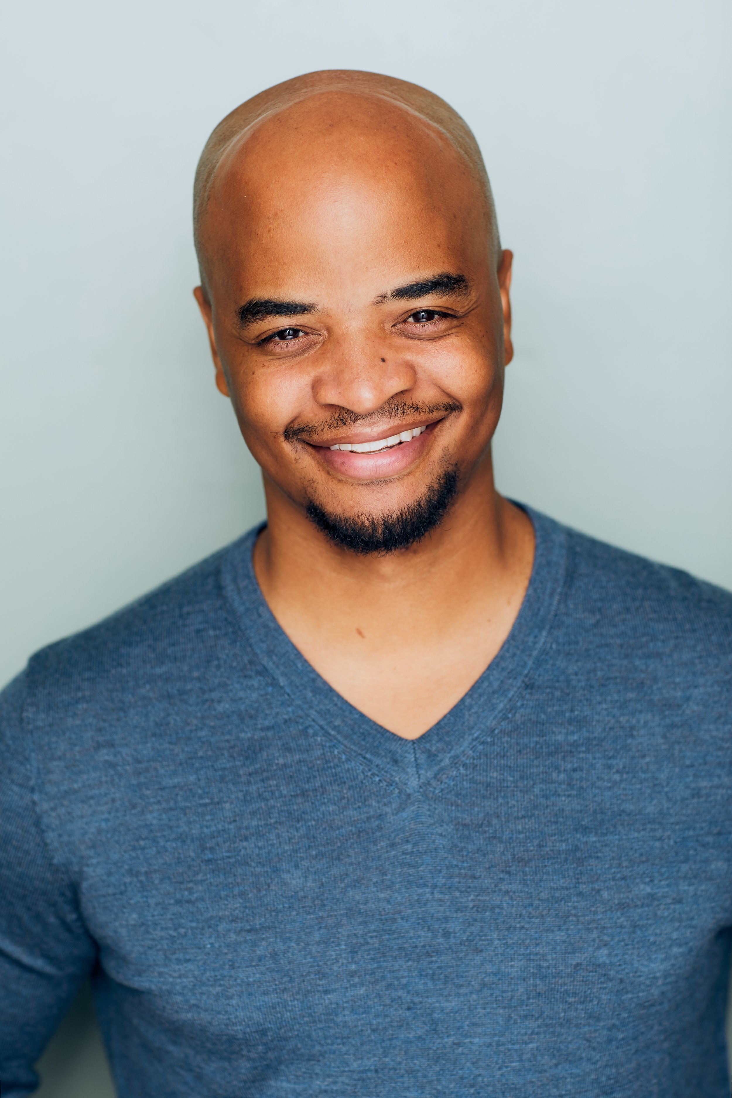 Headshot1.jpg