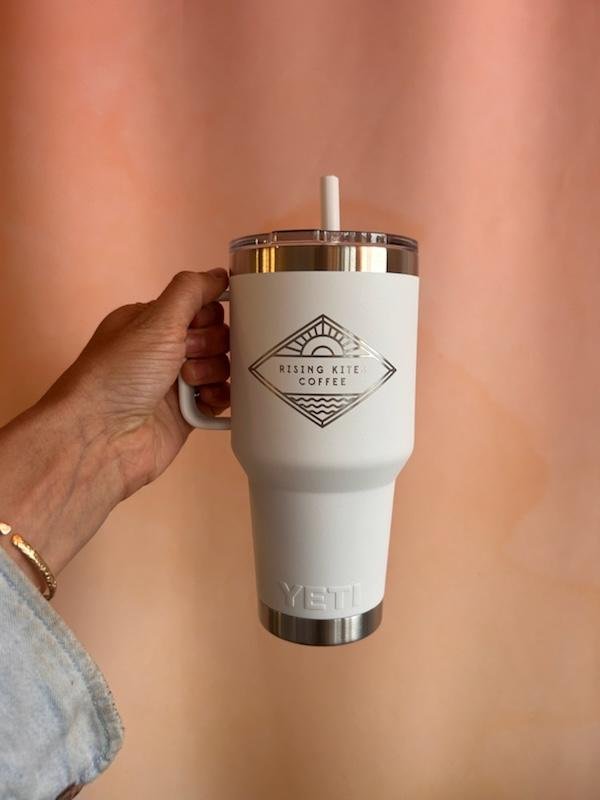 35oz. Yeti with Straw - White