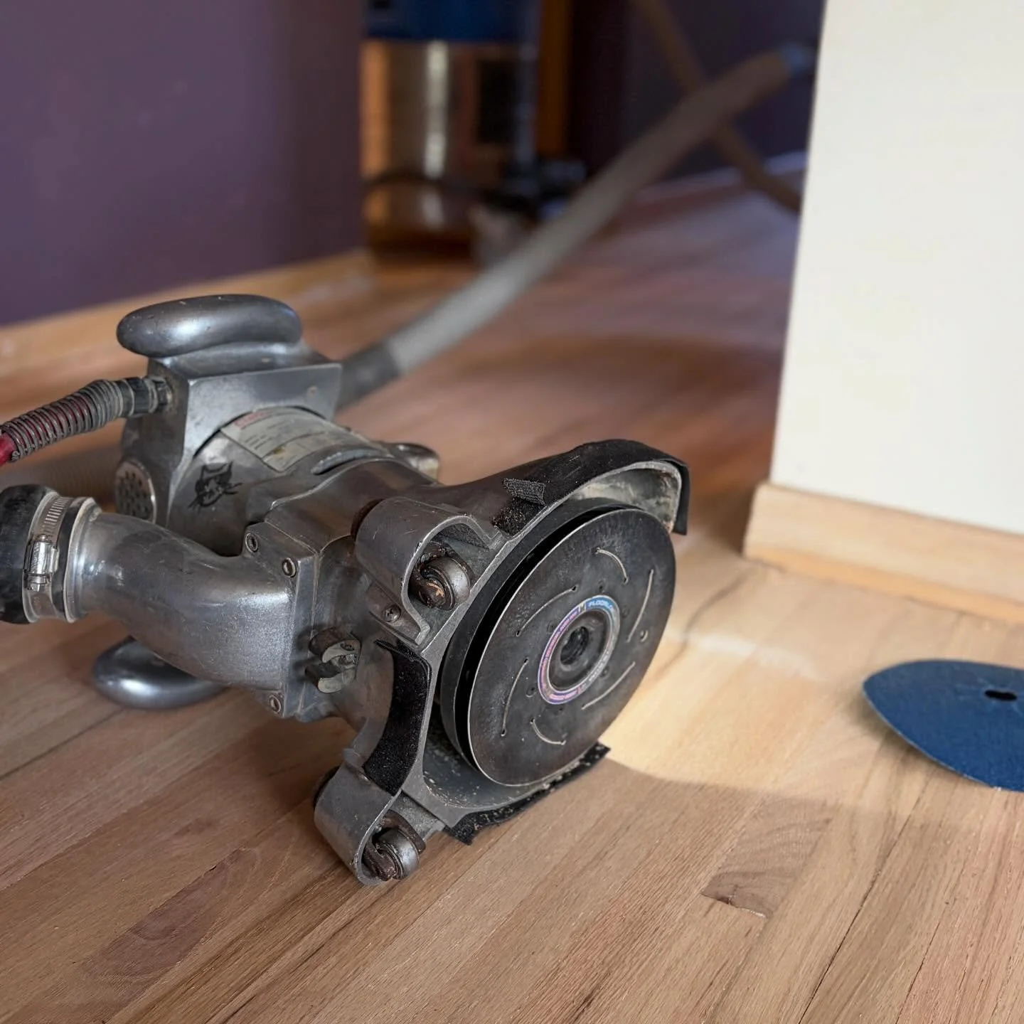 What an incredible pad!⚡️ The best upgrade you can make to your super 7 edger✨
Super durable and consistent performance! 
@floorlordindustries