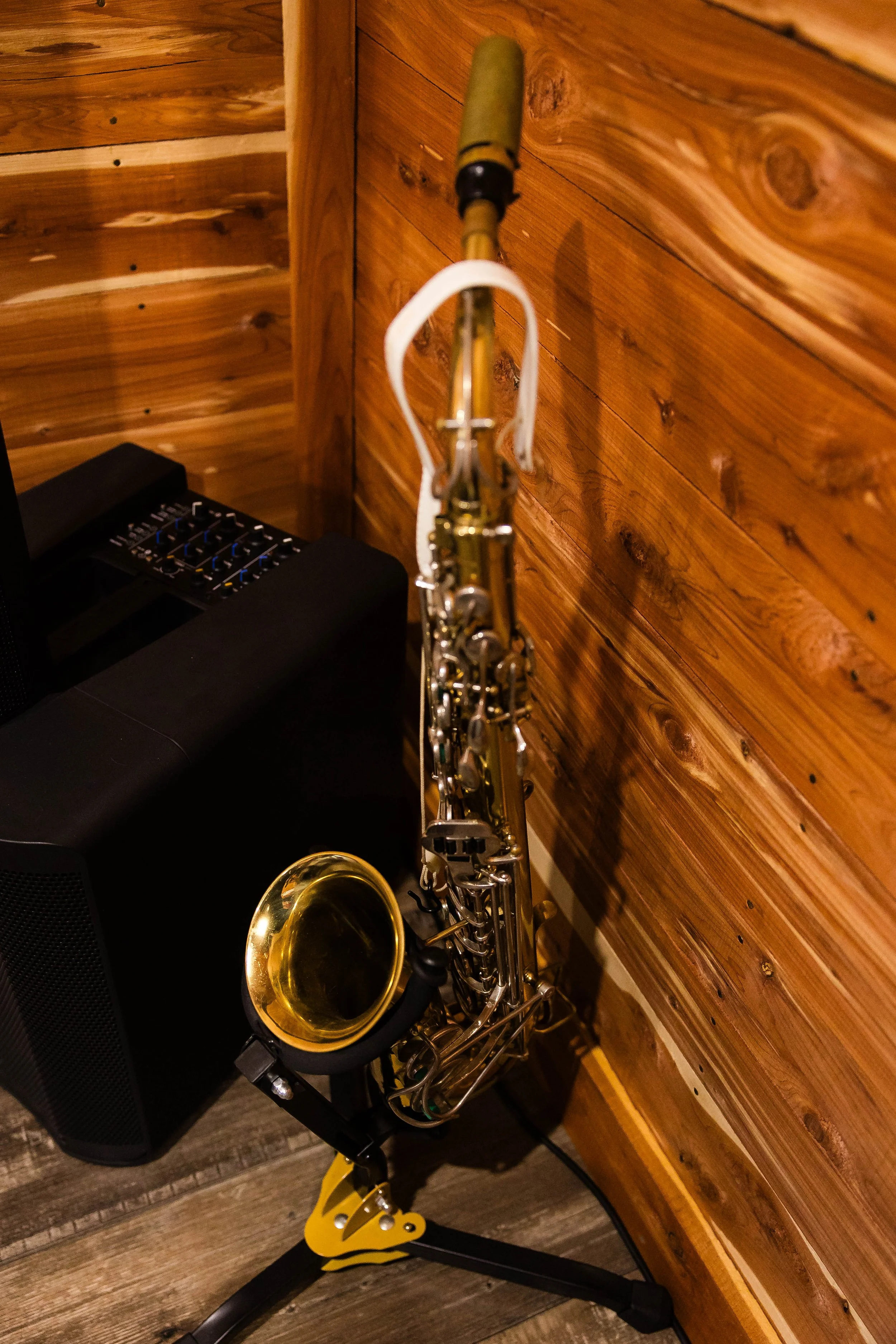 Saxophone on stand