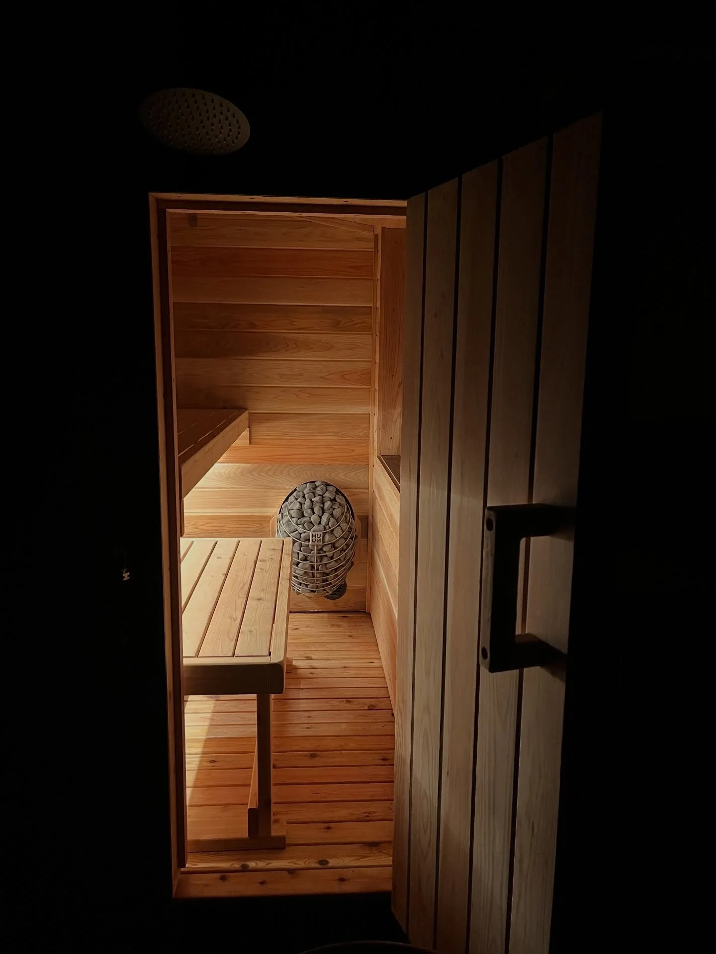 👏🏻👏🏻👏🏻Just got this picture from my most recent delivery. I set it up last Tuesday and they had the electrician hook it all up yesterday. Then the homeowner put the rocks in and turned her on! Safe to say this thing looks freaking sweet!