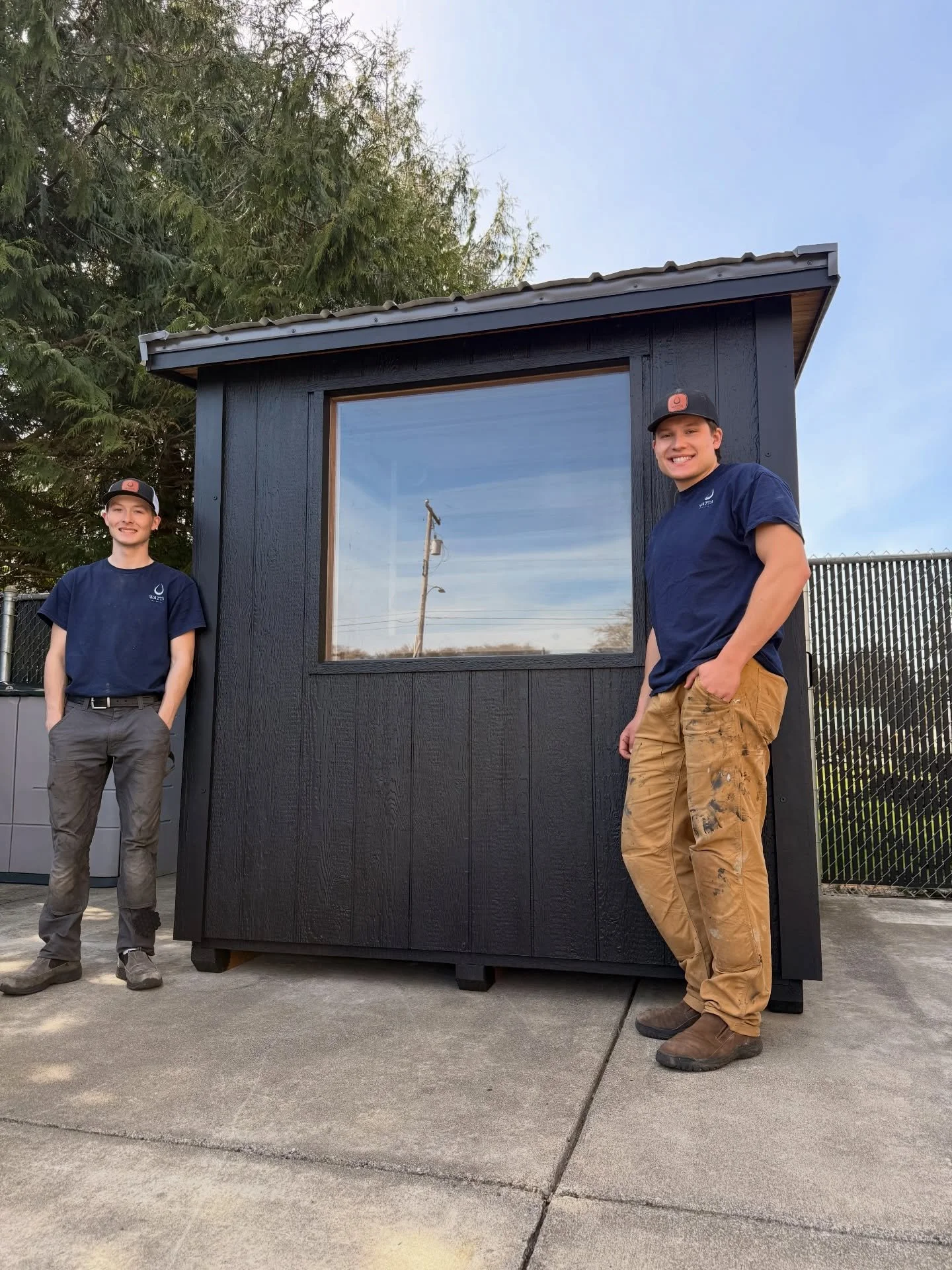 😍 Here&rsquo;s a look at this recent delivery! 🚚 Richard got a 6x5 sauna with Japanese cedar and the WIFI upgrade! This thing turned out awesome! Really smooth delivery and it looks great next to their big pole barn. 

Onto the next!!!