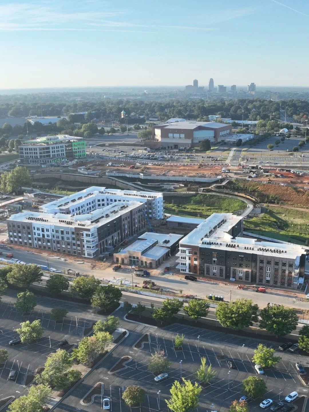 You&rsquo;ve seen the progress along Silas Creek. But what exactly is Creekside at The Grounds?

Meet @creeksideatthegrounds, a new residential community designed for juniors, seniors, and graduate students in Winston-Salem. Creekside is also the aff