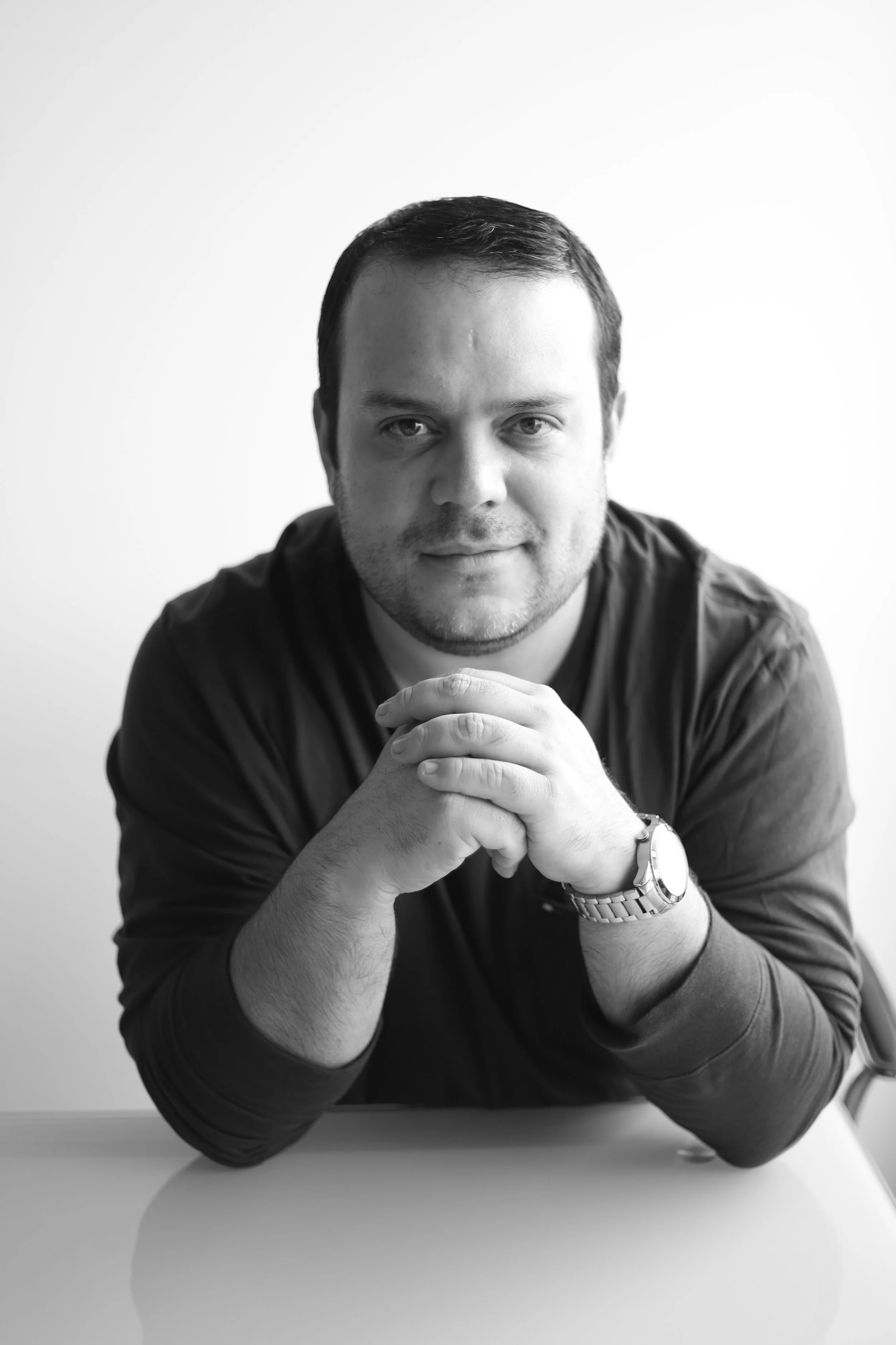 Dr. Andrés Hernández Becerra - Ginecólogo y obstetra - Ginecoestetics