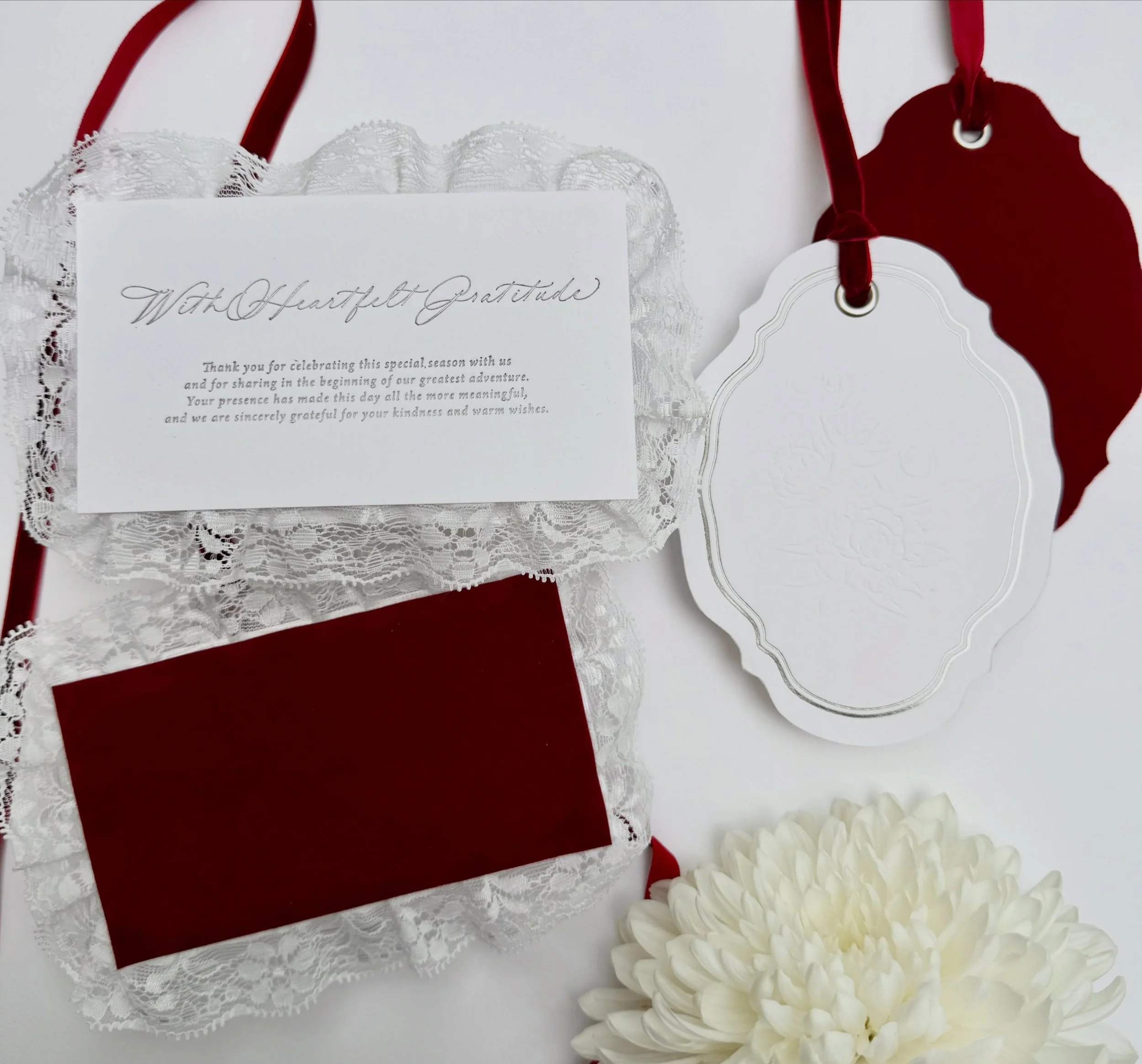 Lace is so in right now, and I&rsquo;m loving how something so delicate can really elevate the simplest thank you card to your guests &hearts;️

#wedding #lace #weddingstationery #2027bride #luxury
