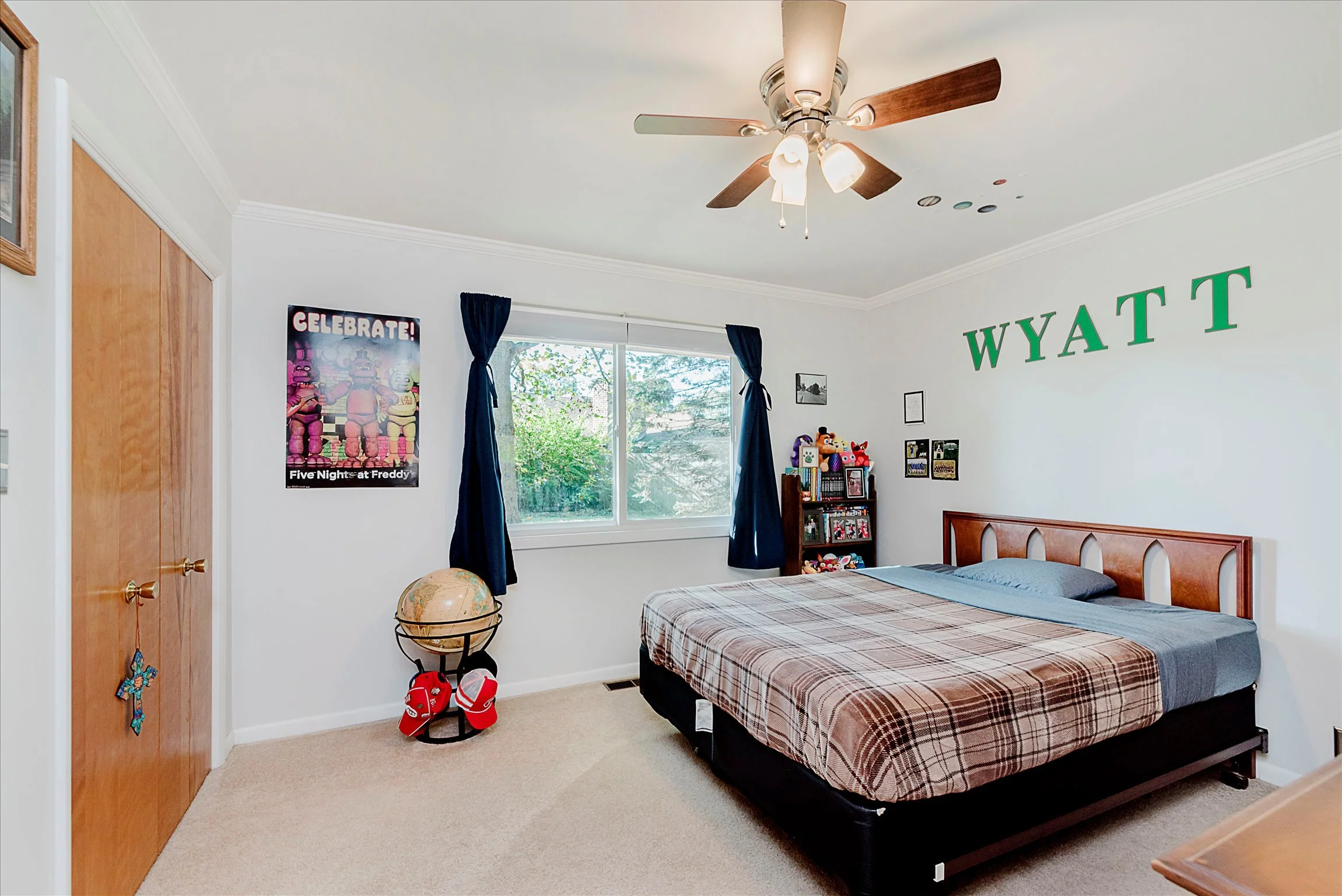20-20_Bedroom 3.jpg