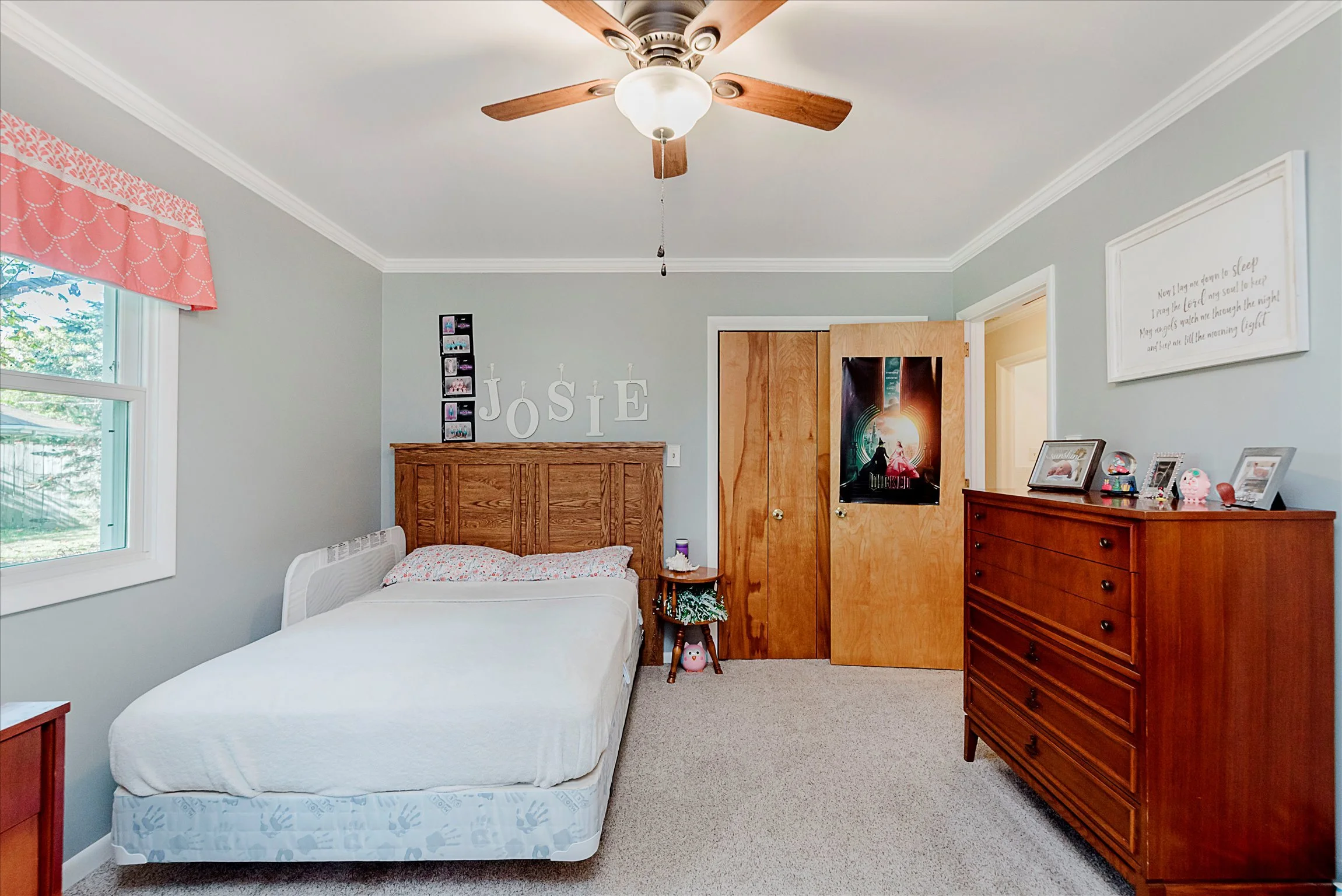 23-23_Bedroom 4.jpg