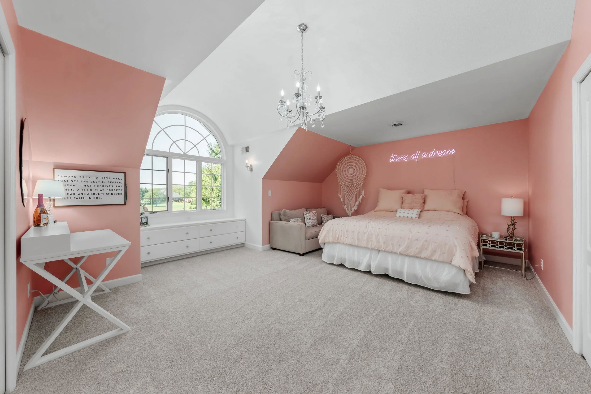 7109 W St Andrews Ave-31.jpg