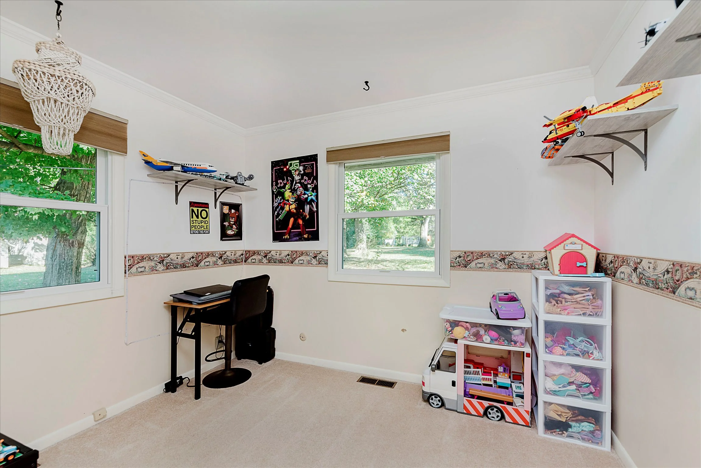 16-16_Bedroom 2.jpg