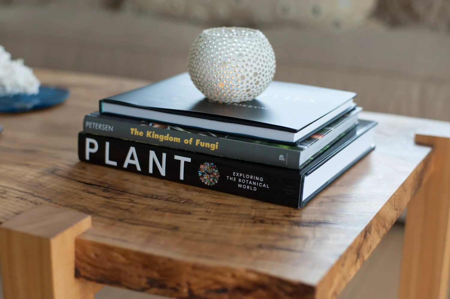 Photo by: Steven Dewall
Intricate joinery and exceptional craftsmanship by a local artisan.