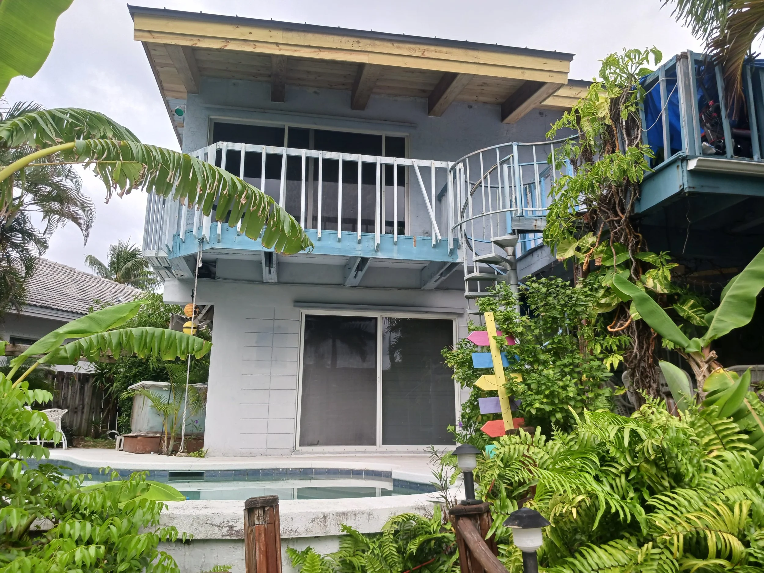 Before-An inheritance house on a canal in a quite neighborhood where the client wants to renovate and redesign some areas on the house, adding one  bedroom, expanding a master bathroom and creating a Jack & Jill bathroom.  