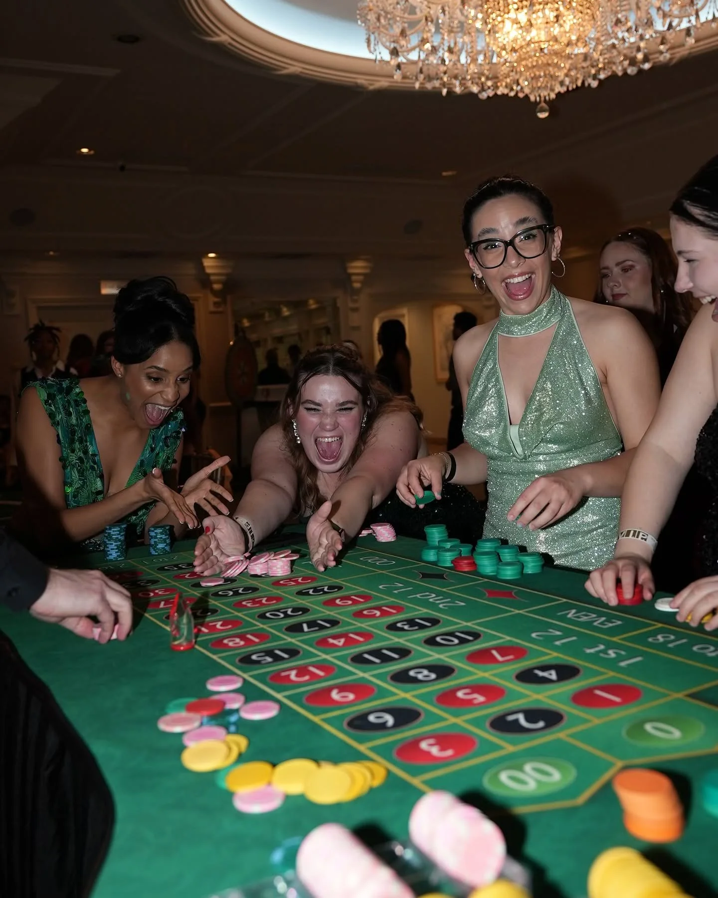 SLAM&rsquo;S SPRING BASH: VEGAS AFFAIR 🎰🔥

6/6 Lights, Camera, Vegas! 📸🎲
.
#montclairstateuniversity #montclairnj #collegelife
#eventphotographer #photographer #newjersey