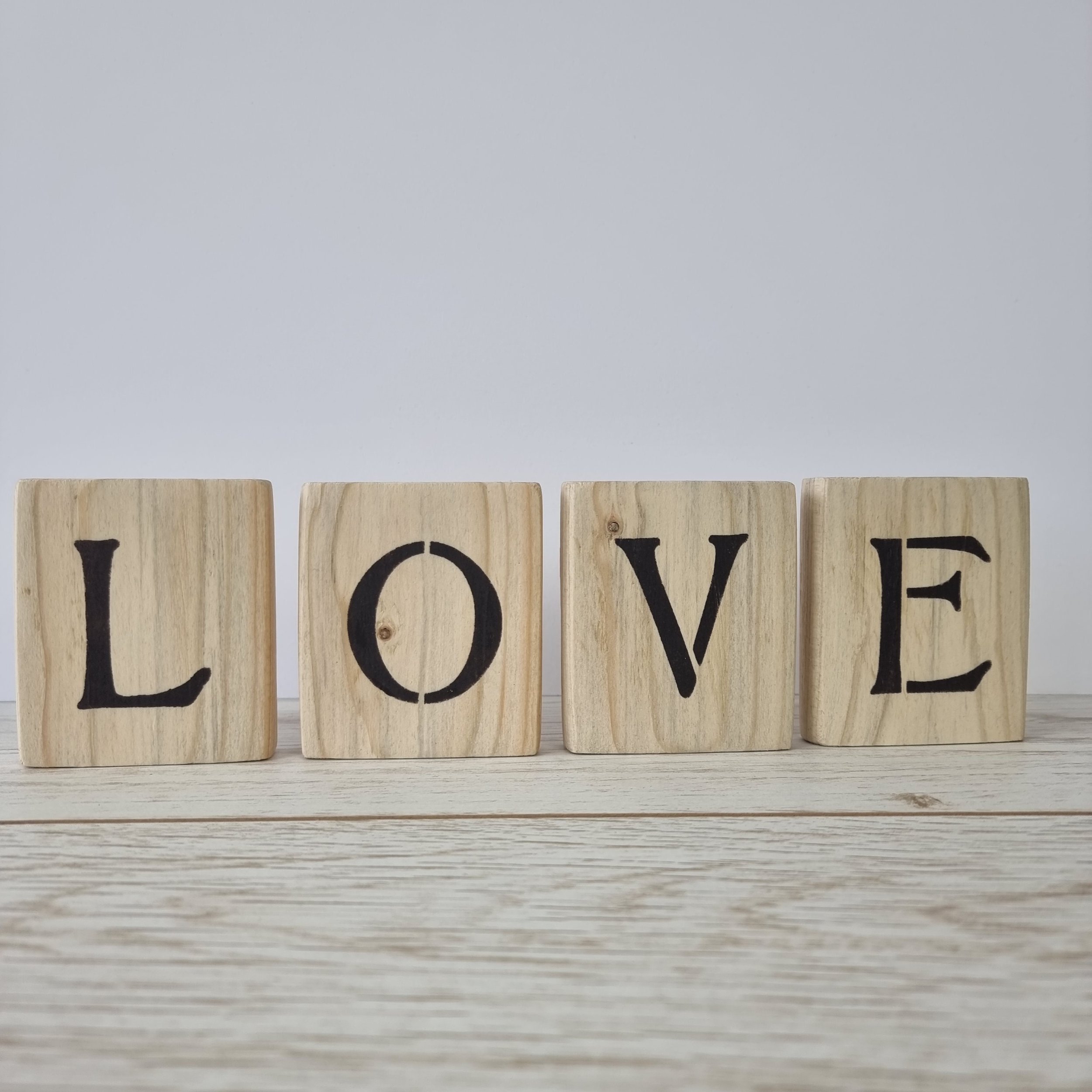 https://i.etsystatic.com/31531752/r/il/e0ee34/3712851209/il_fullxfull.3712851209_lfvn.jpg