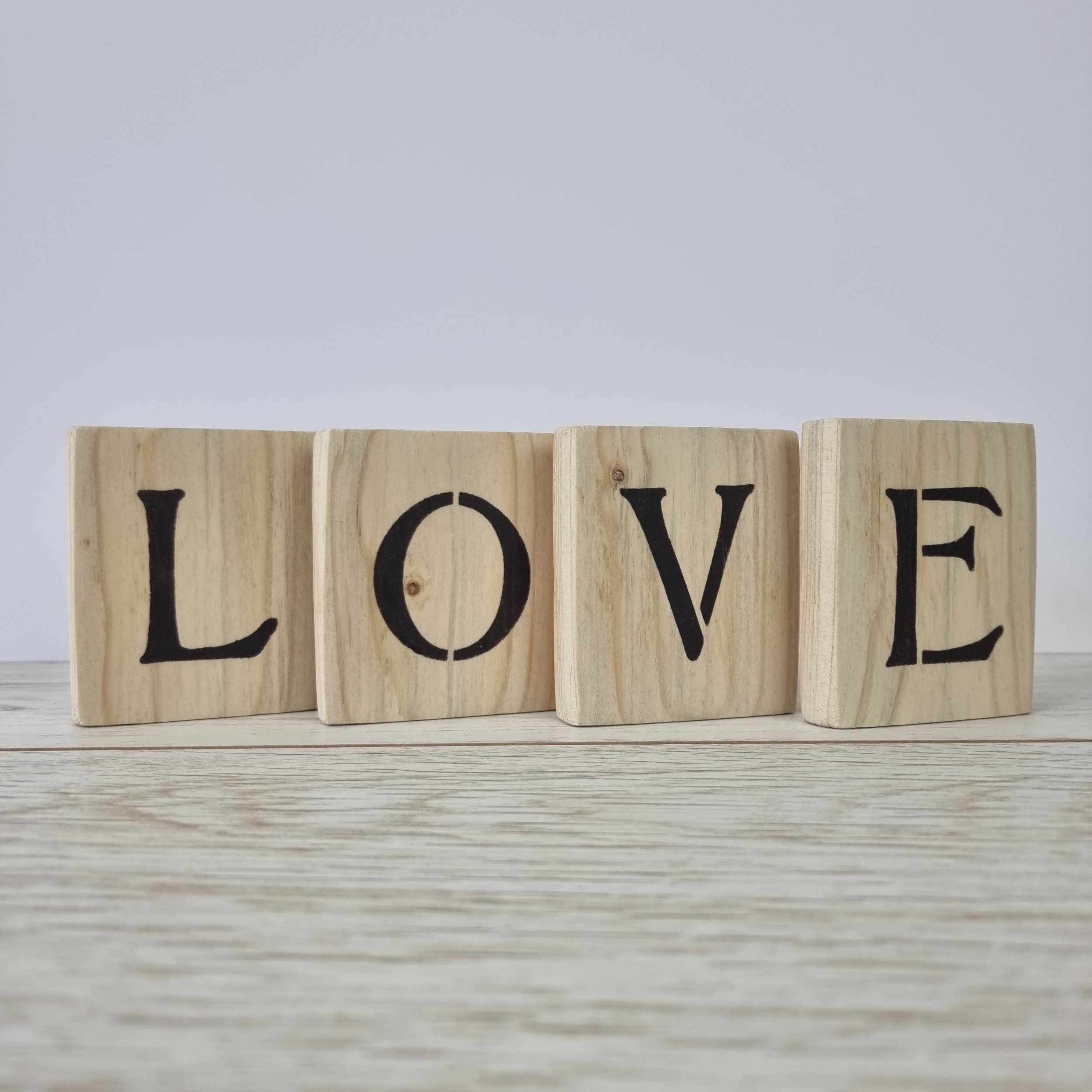 https://i.etsystatic.com/31531752/r/il/b4f14f/3665248108/il_fullxfull.3665248108_ohov.jpg