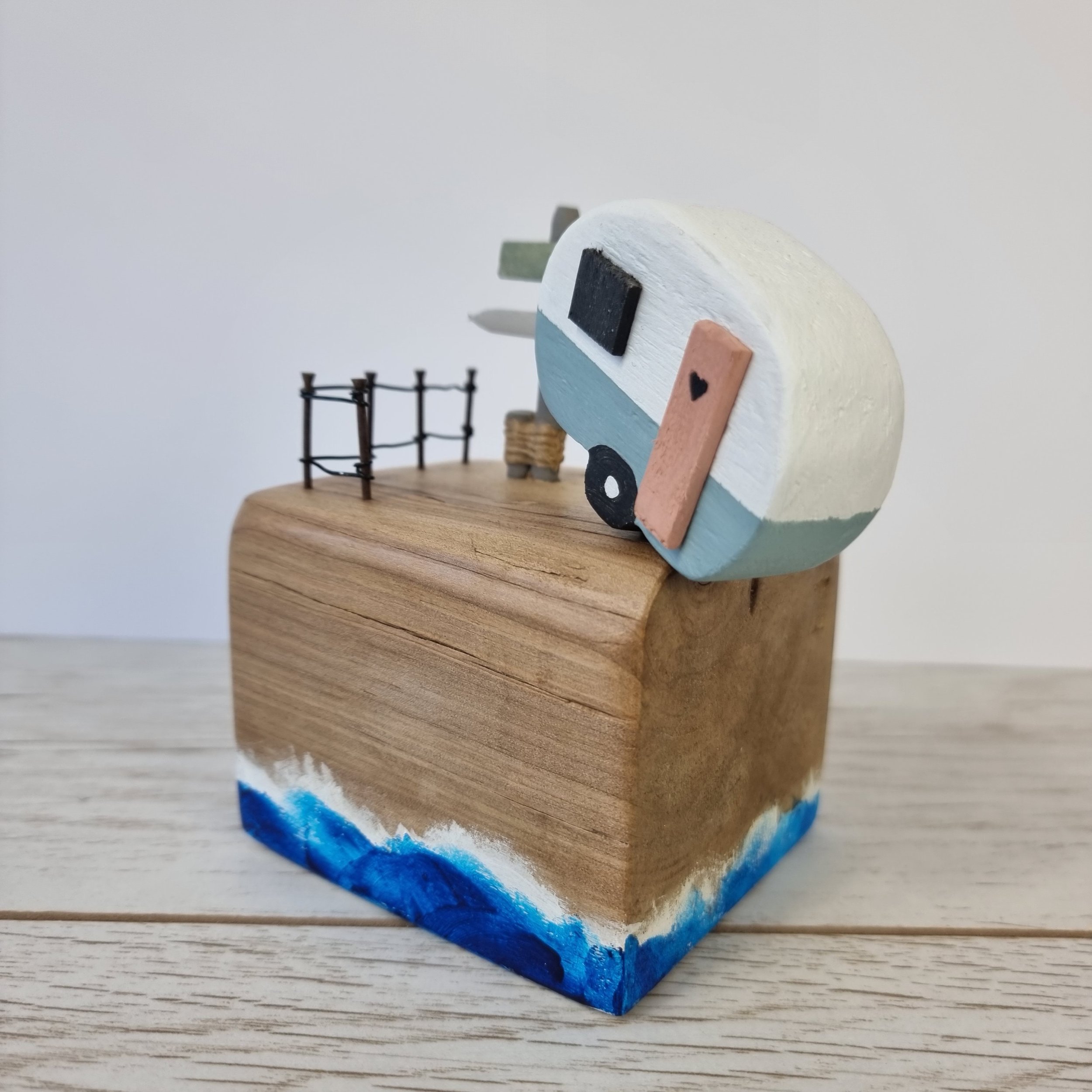 https://i.etsystatic.com/31531752/r/il/3f55fe/3694227620/il_fullxfull.3694227620_hloe.jpg