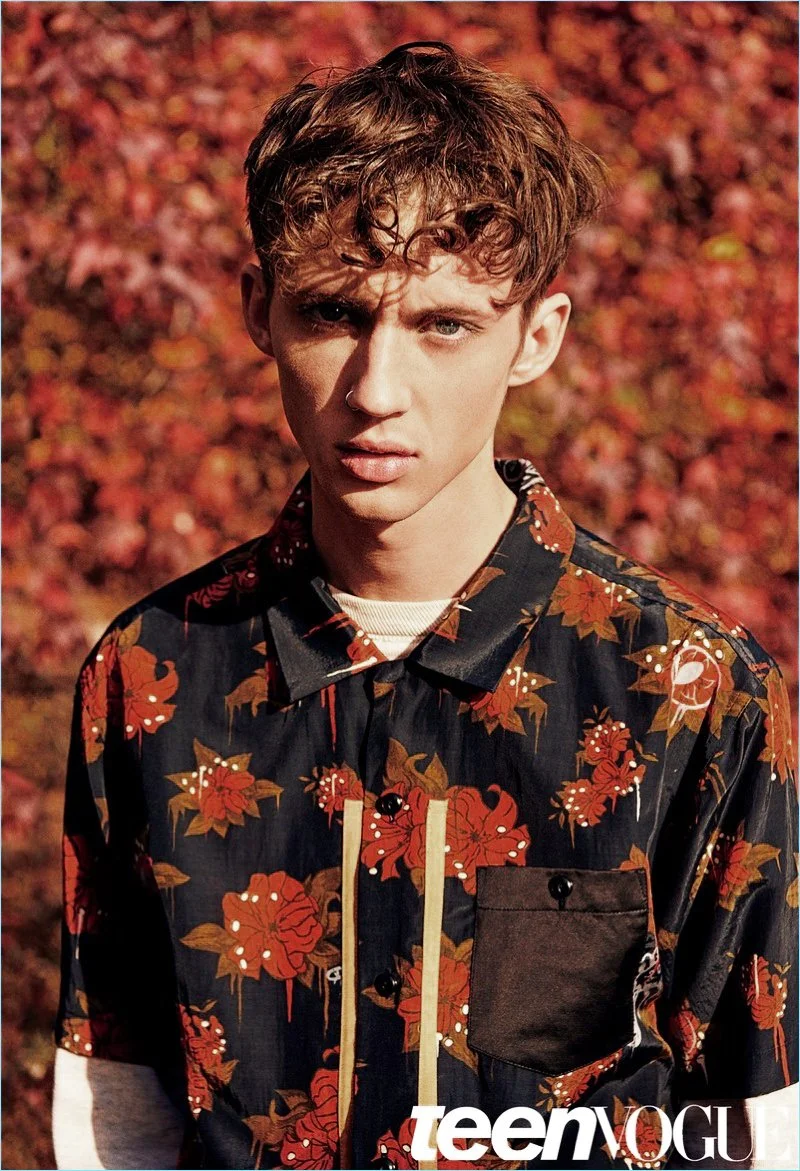 Troye-Sivan-2017-Teen-Vogue-Photo-Shoot-003.jpg