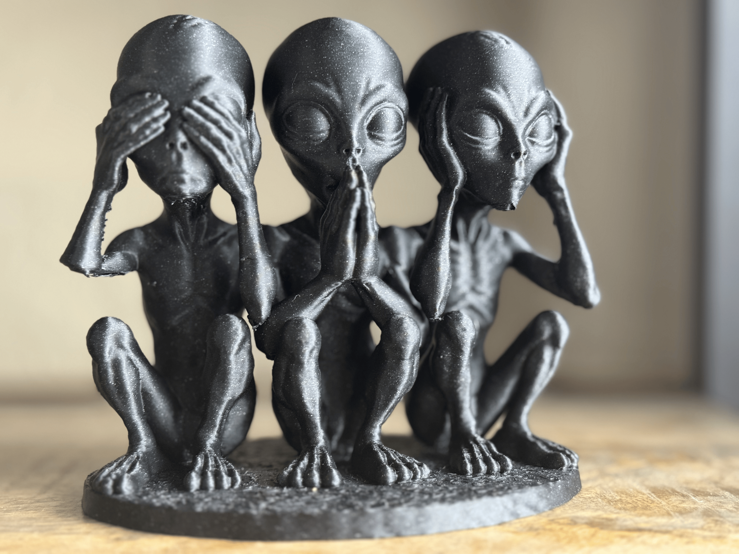 DISCLOSURE.   SEE, HEAR, SPEAK