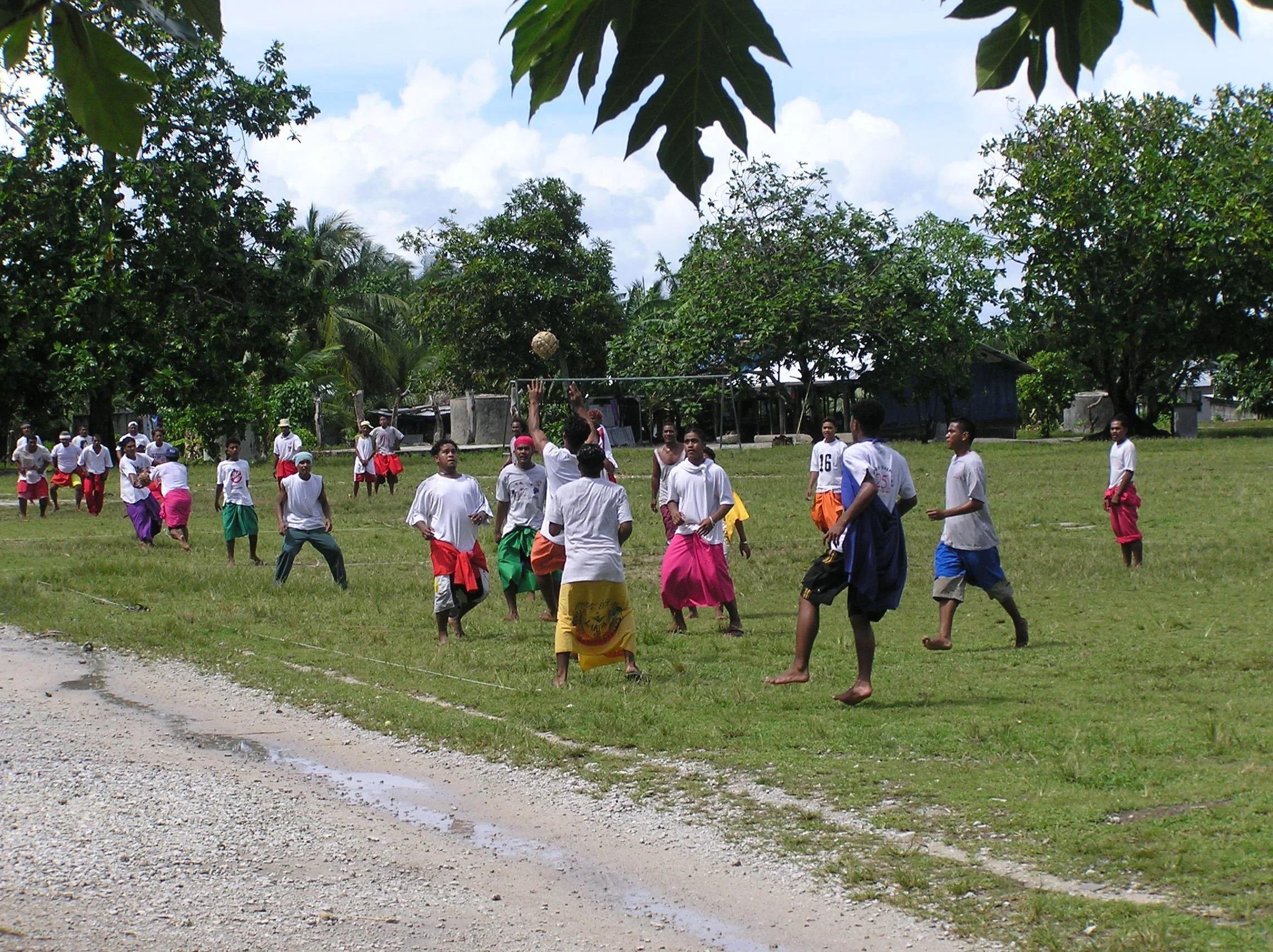 Album 15 -  2003-04 Tuvalu trip 004.jpg