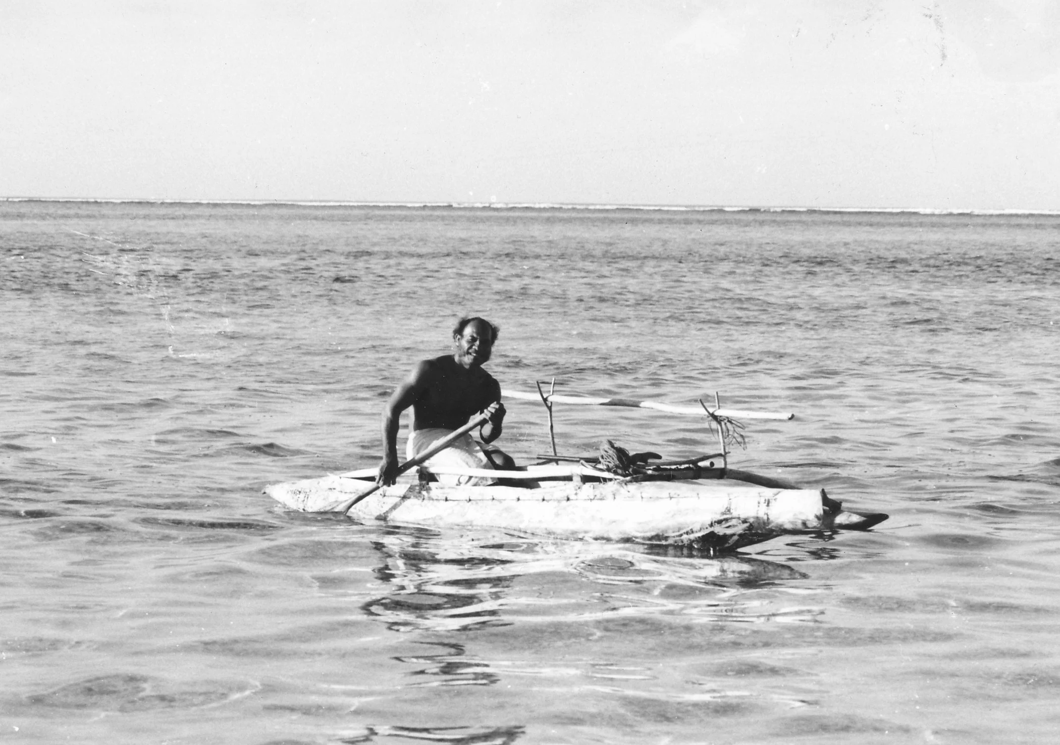 Paseka Taomia coming home, Nanumea, 1974.jpg