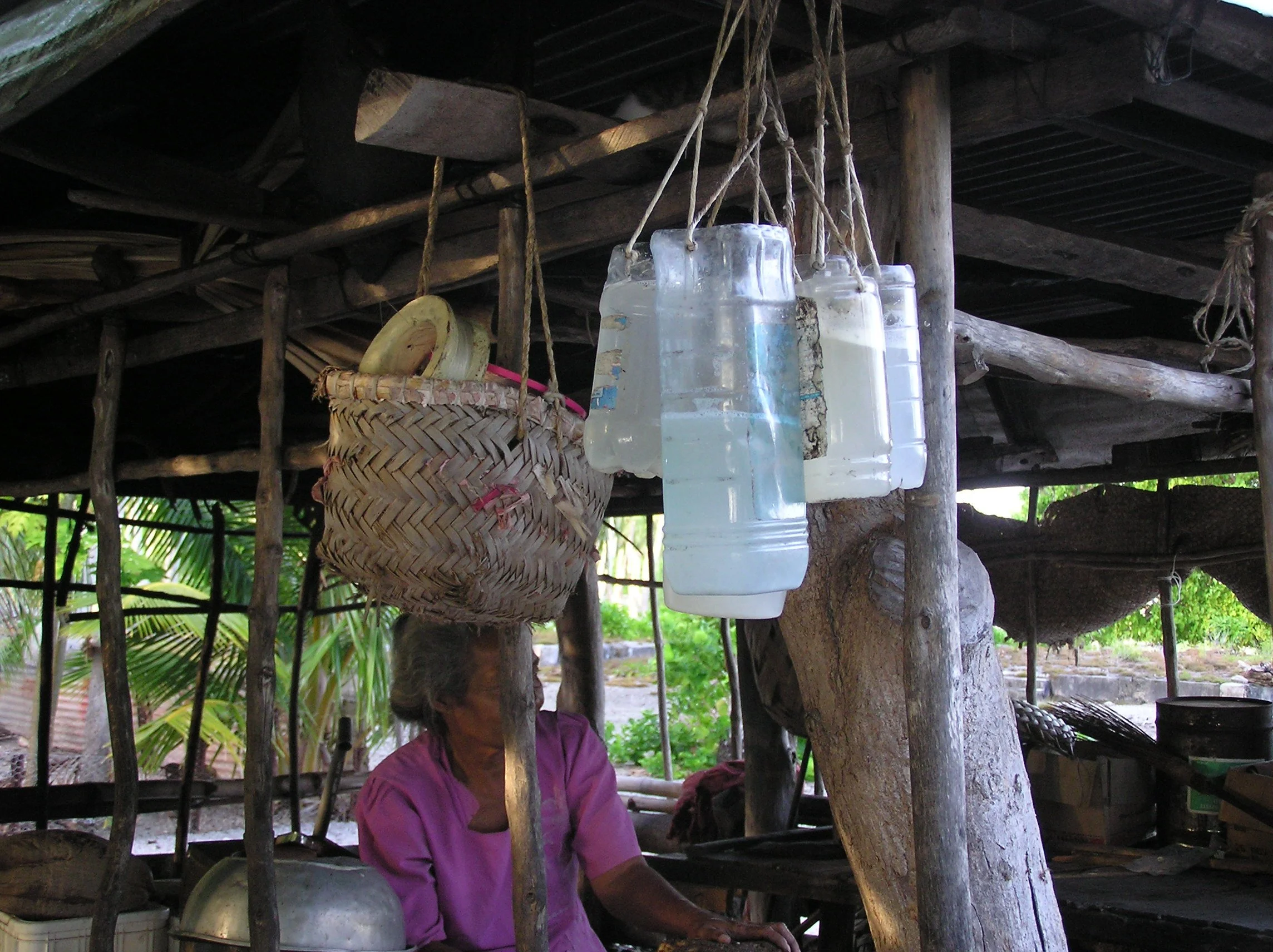 Album 10 -  2003-04 Tuvalu trip 105.jpg