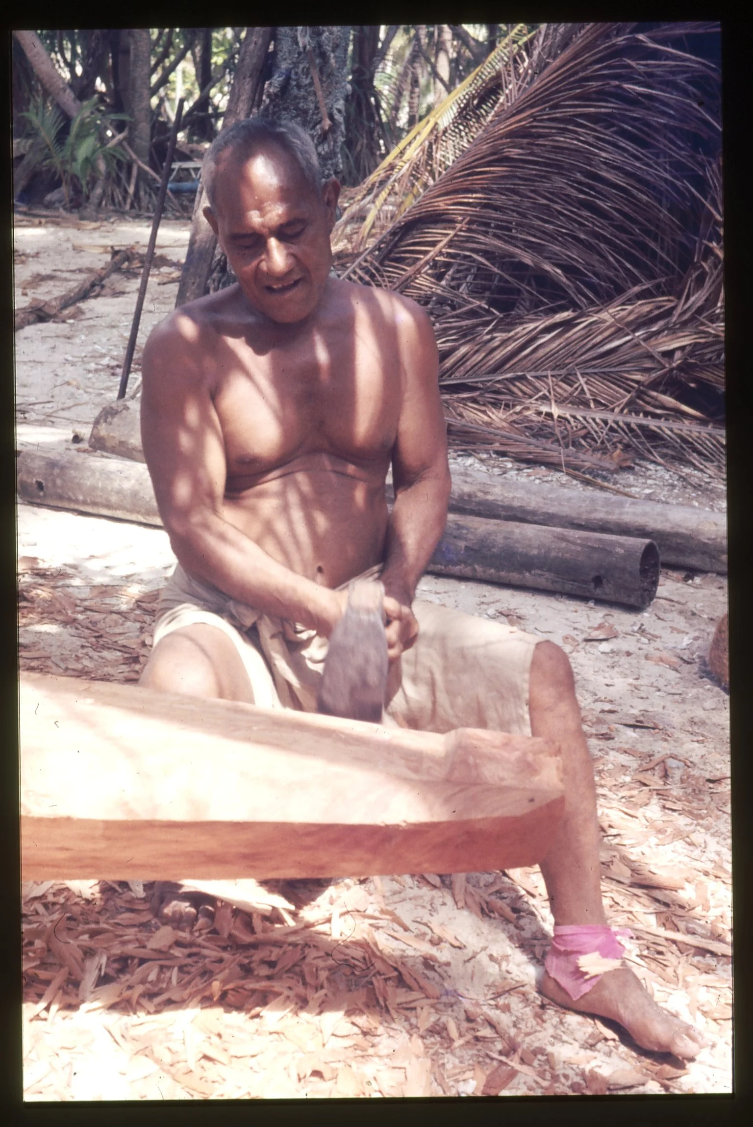 Petaia - talai vaka, Apr 1974 (slide roll 17).jpg