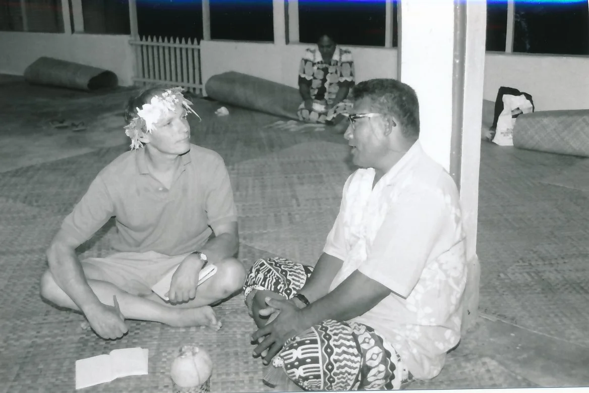 Fili Homasi, Kiti Chambers