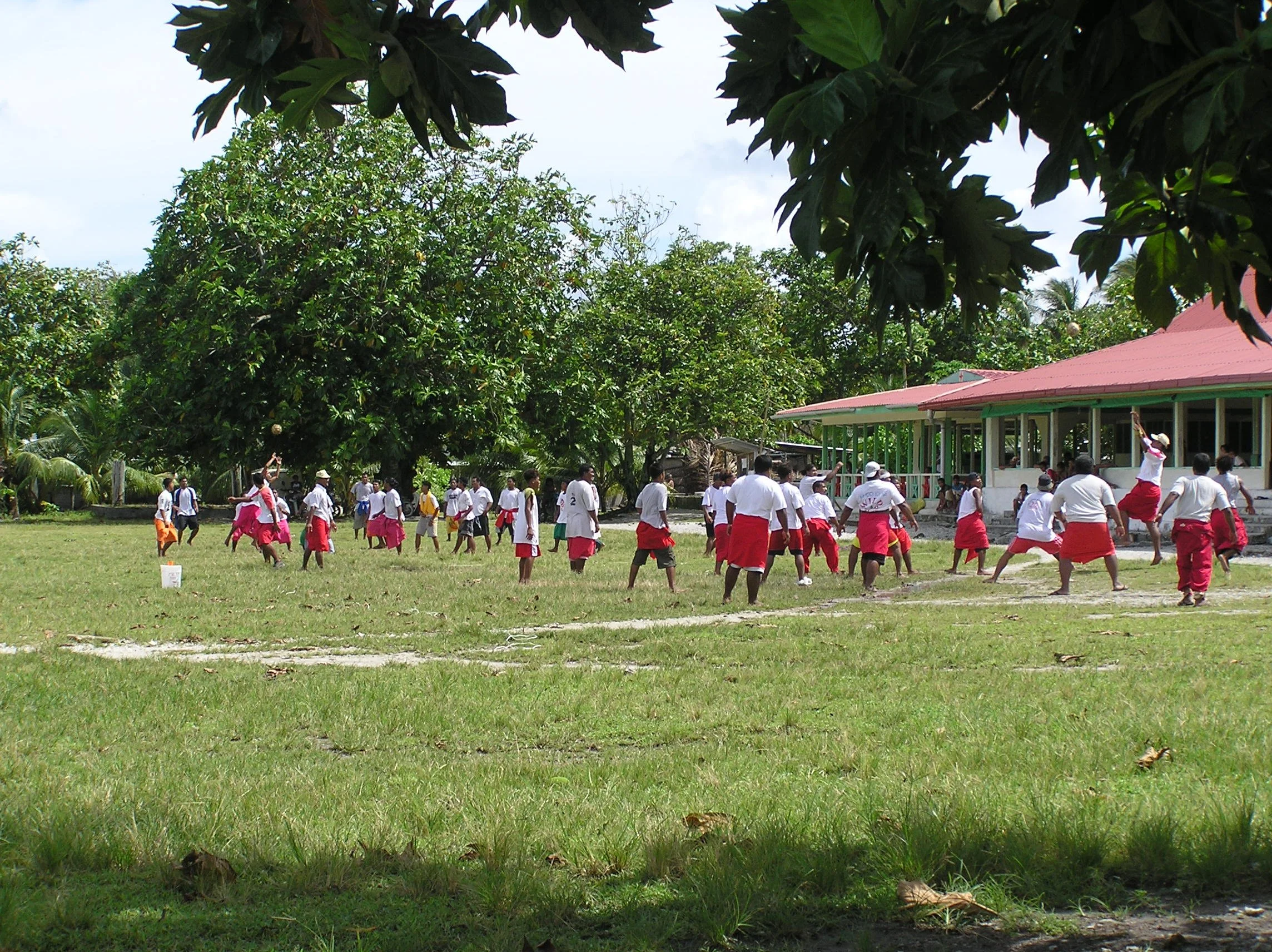 Album 15 -  2003-04 Tuvalu trip 022.jpg