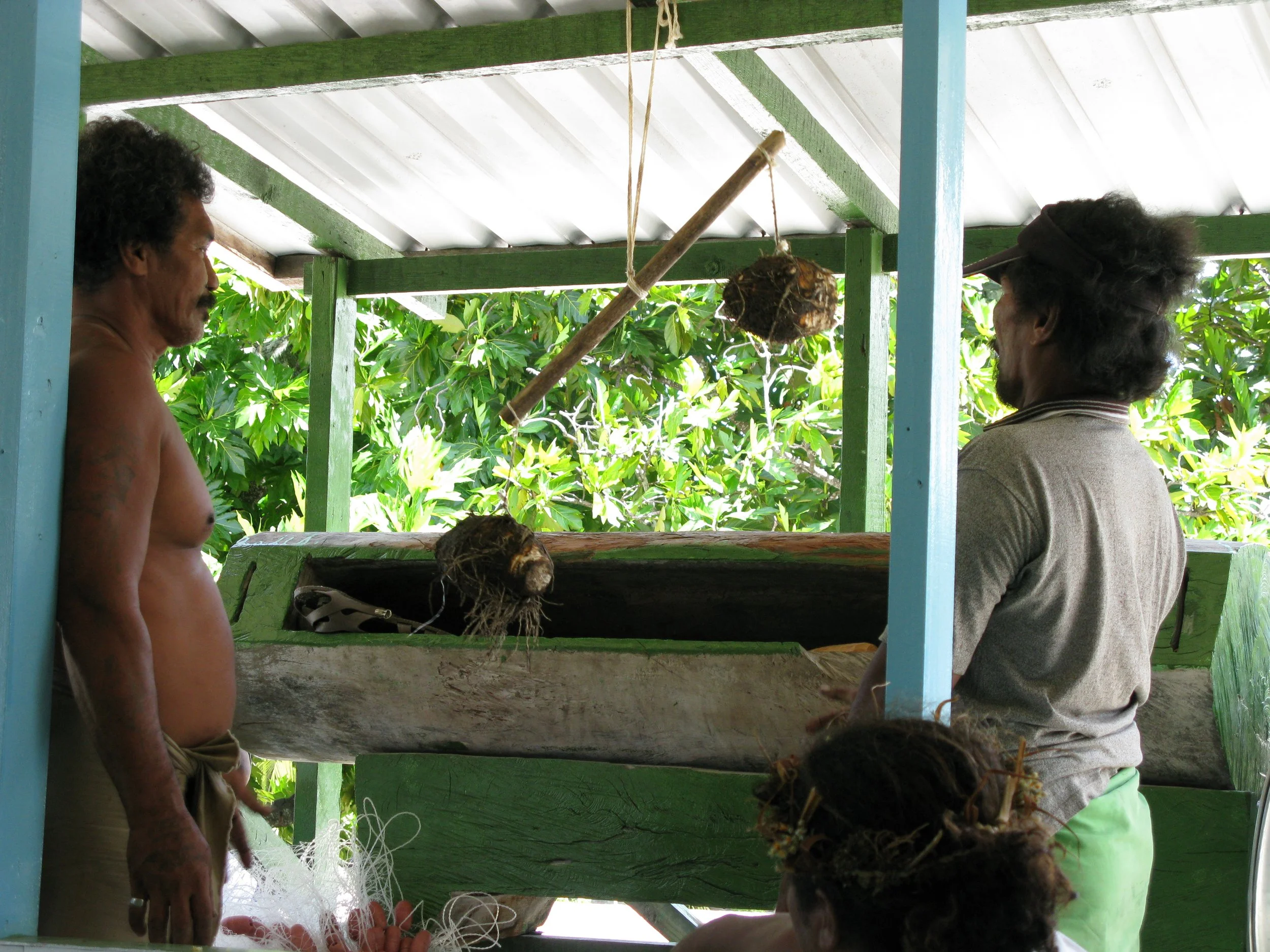 Lenefoti mo Tapola -- fuafuaga talo o te kau Haumaefa