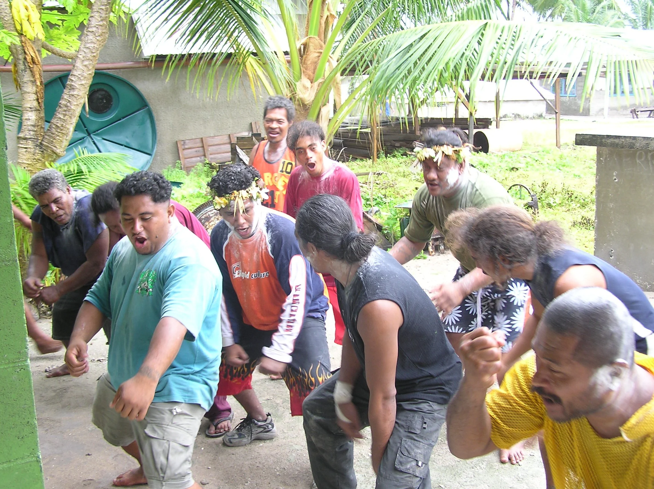 Album 12 -  2003-04 Tuvalu trip 017.jpg