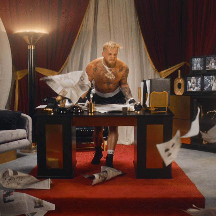 Paul v Silva 30_16x9_TEXTLESS_DELIVERY_2.gif