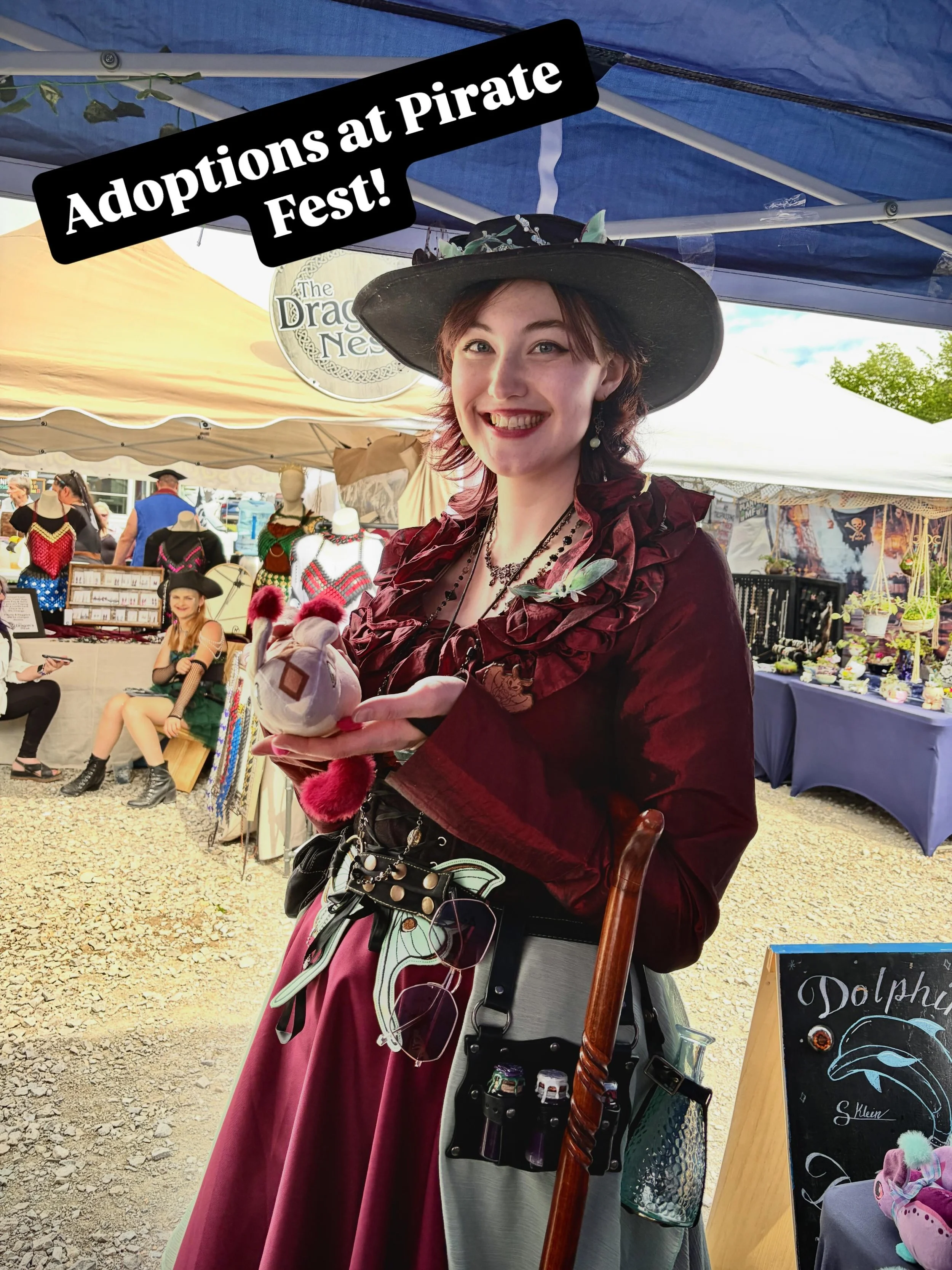 Some pictures of this past weekend @blpiratefest ☠️🏴&zwj;☠️⚓️
thank you to everyone who shows support, whether if you gained some new goodies and stationary, or adopted a small dragon or mouse friend! Keep and eye out for announcements of our next e