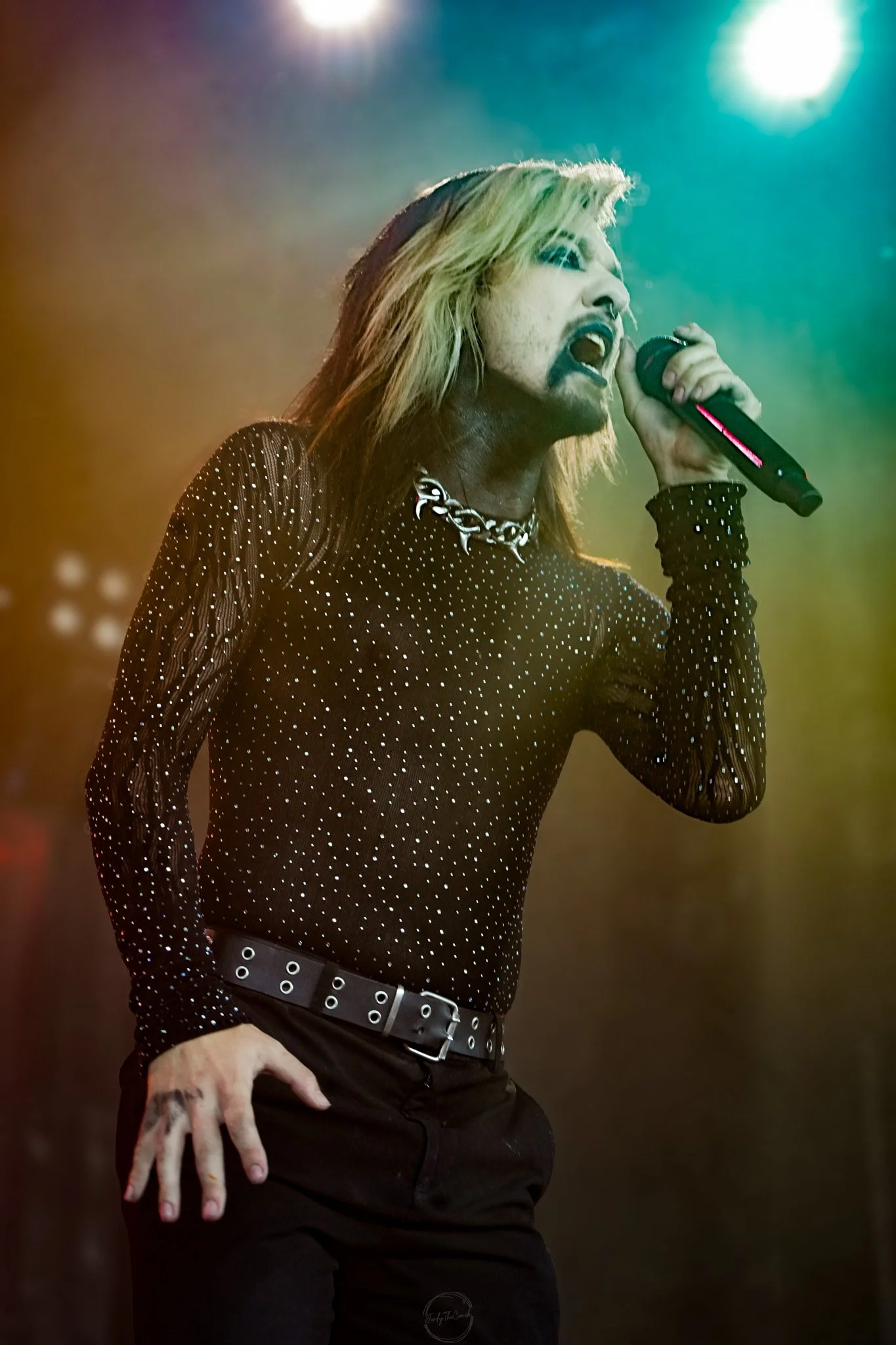 Dark Divine SOL-131.jpg