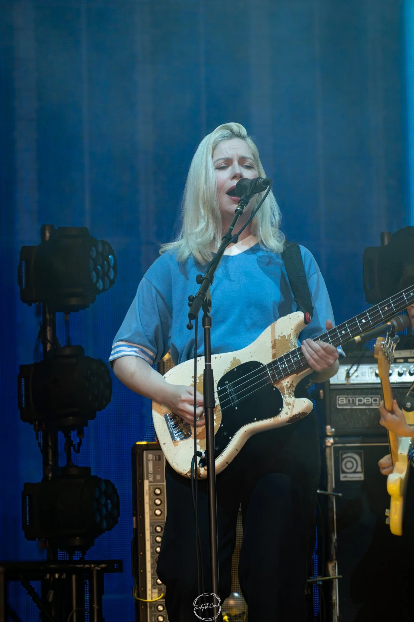 Alvvays-15.jpg