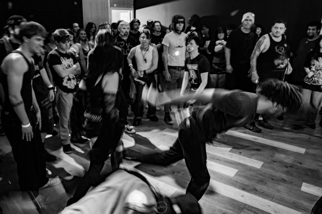 mosh1-ezgif.com-resize.gif