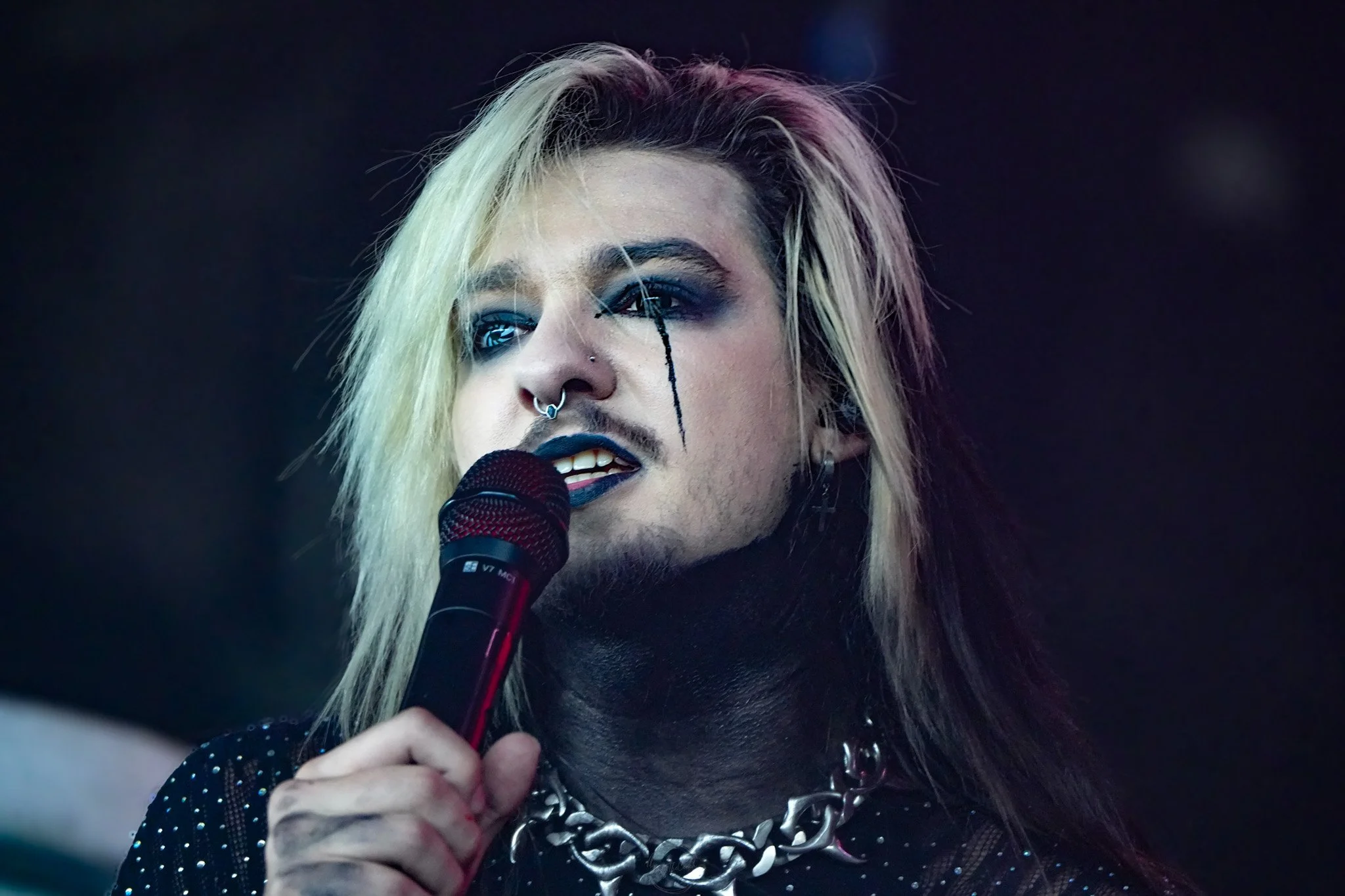 Dark Divine SOL-112.jpg