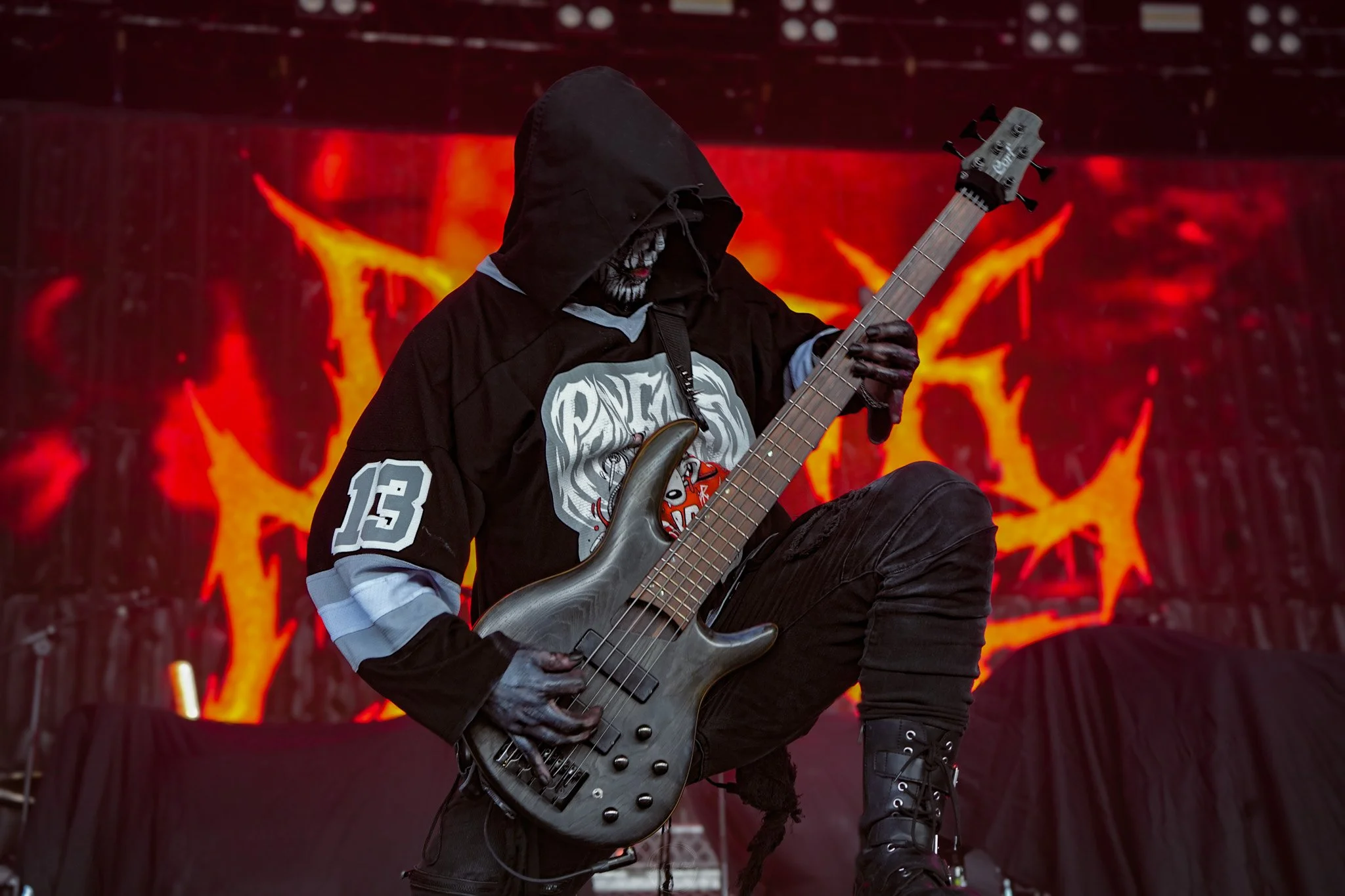 Dark Divine SOL-141.jpg