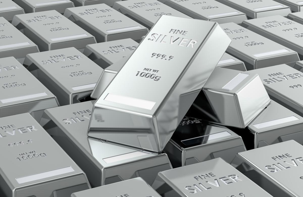 The Silver Surge of 2025: Why the "White Metal" is Breaking Records