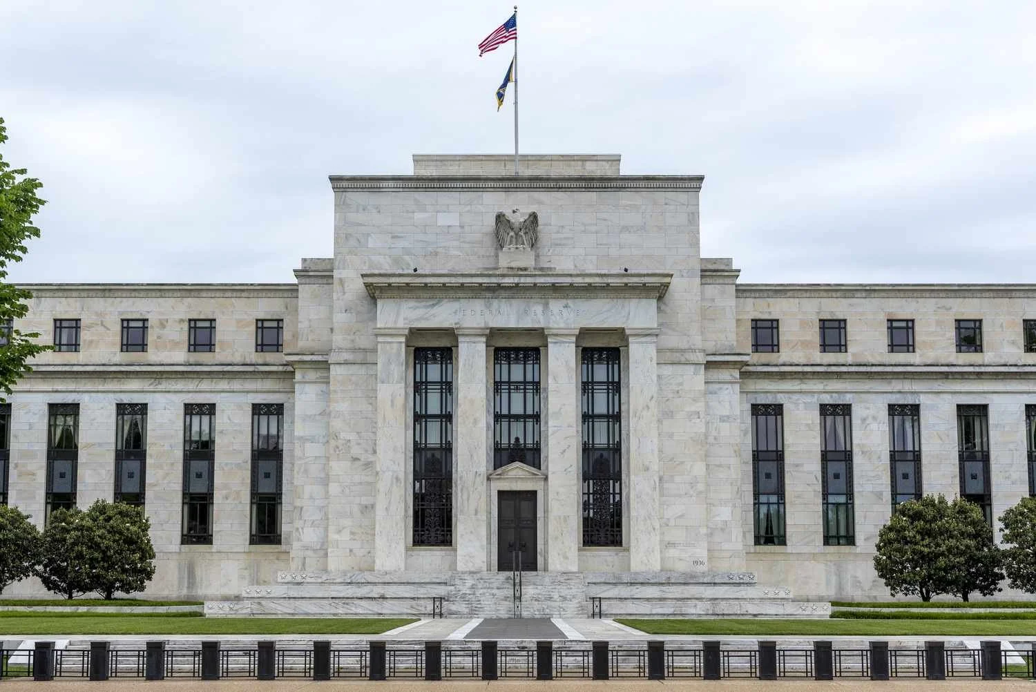 How the Federal Reserve Impacts Your Investment Portfolio