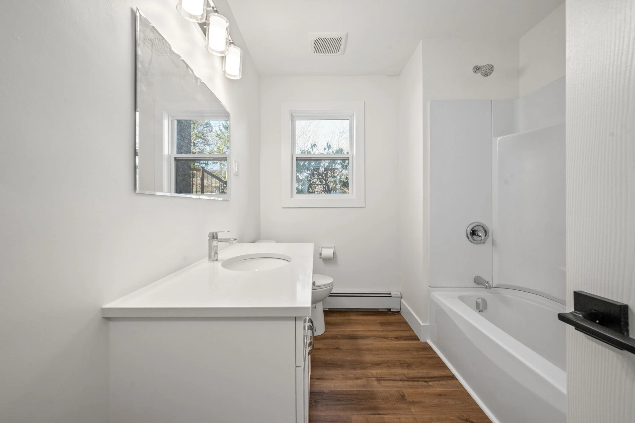 43-web-or-mls-196-lacewood-dr.jpg