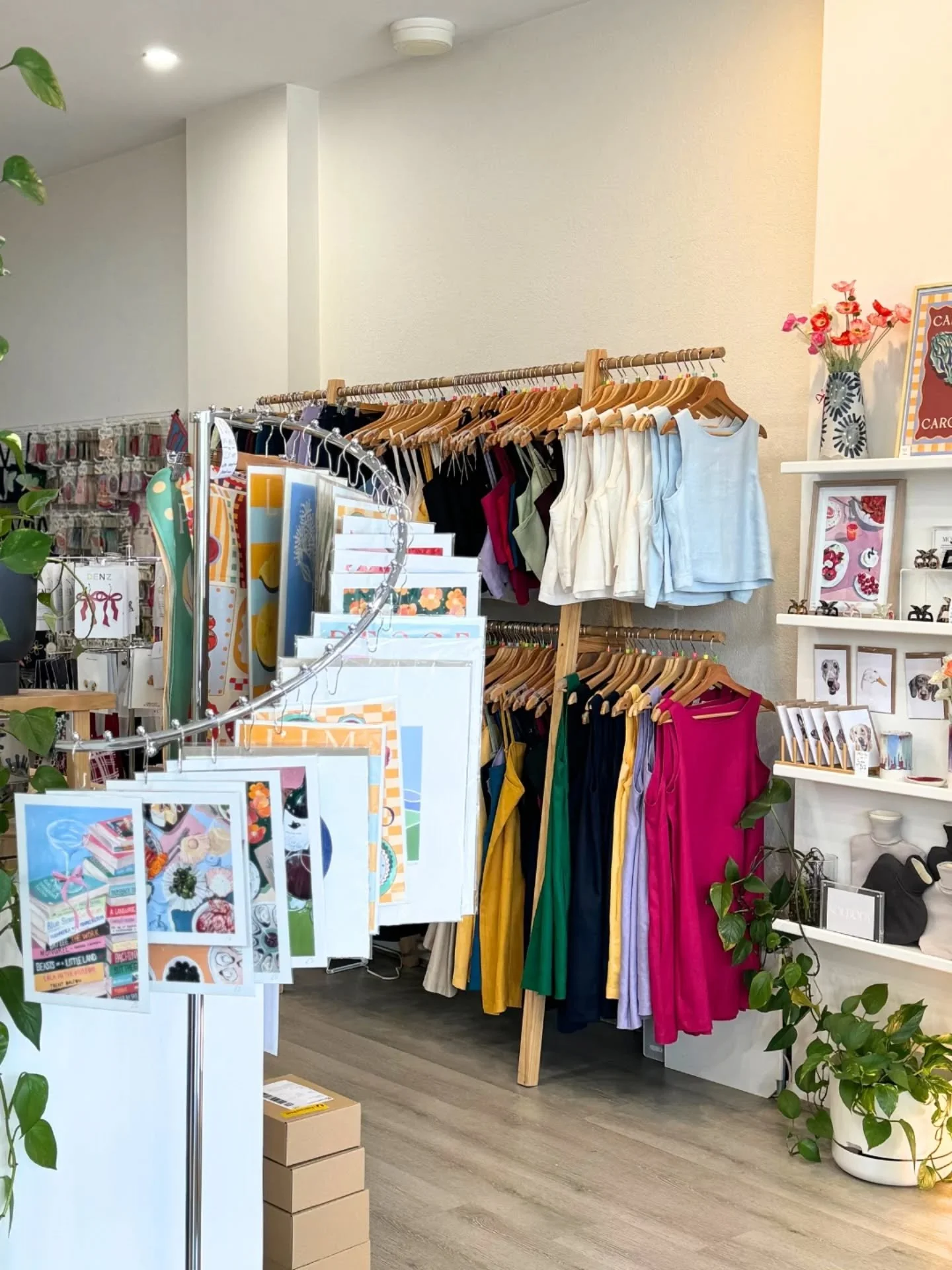 Reminder - the shop is closing! Time to get down to Ivanhoe, say goodbye and grab a bargain before the doors close forever 🏷️

To celebrate and say thank you, we&rsquo;re having a huge in-store sale &mdash; up to 60% off!
✨ 40% off all in stock garm