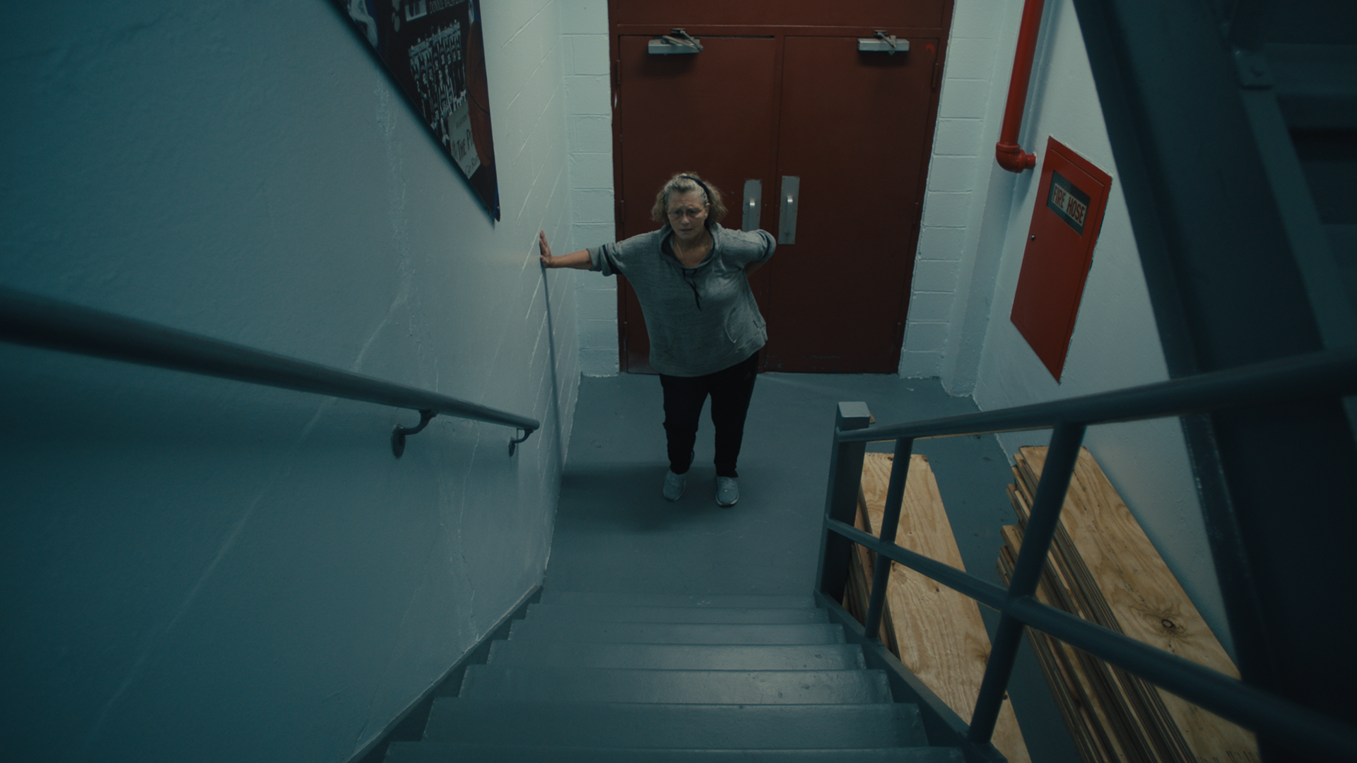 climbing up stairs difficult