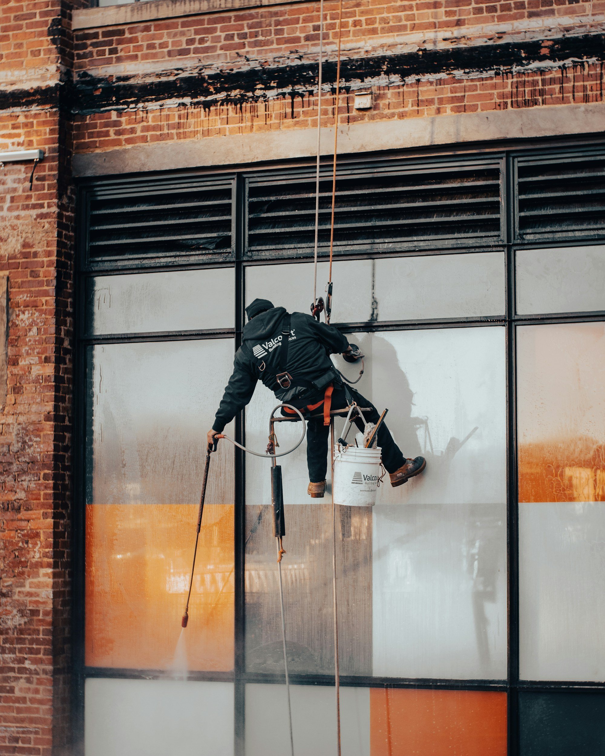 Top 5 Essential Services for Window Cleaning in Denver