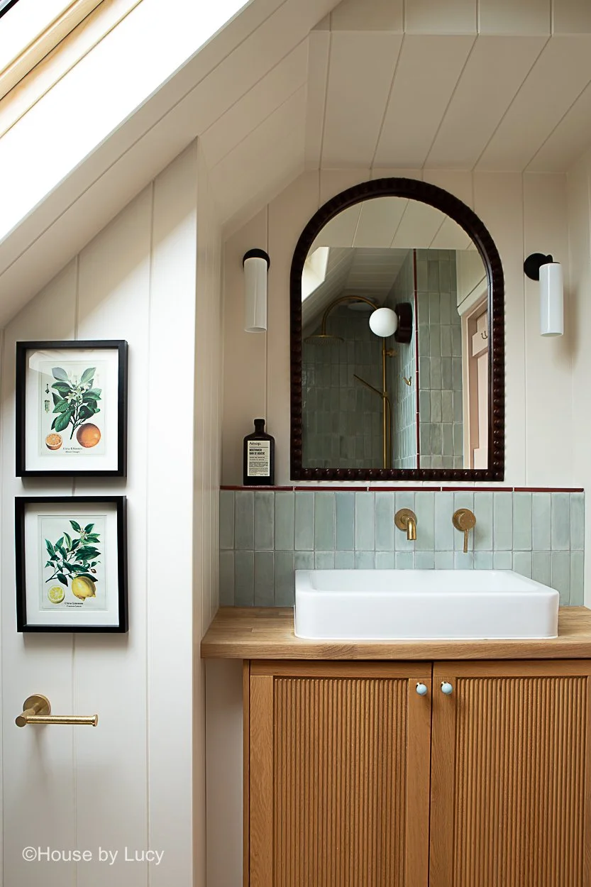 Ensuite corner 2.jpg