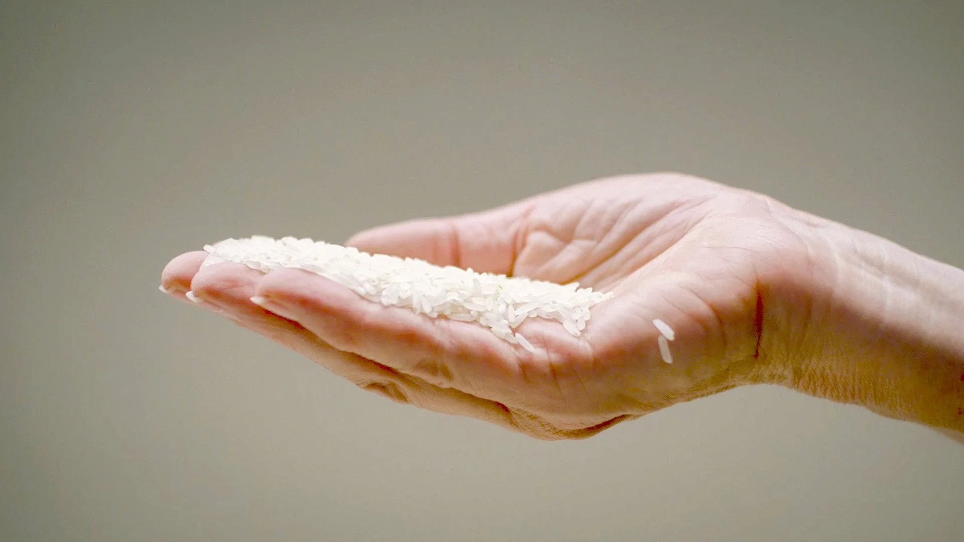 Margreet Kramer, JAPAN 1, 2020, C-Print Fuji Chrystal Archive, 13,5 x 24 cm,
Ed. 10 + 1 AP.