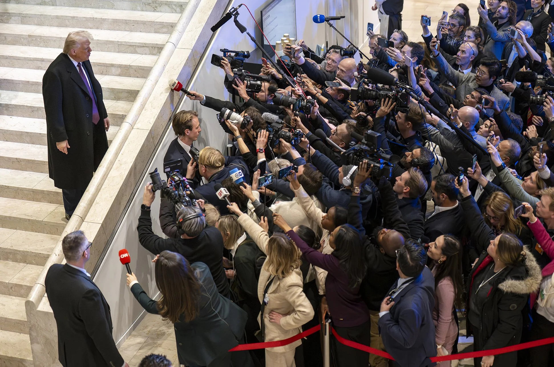 AM260121_IMPRESSIONS_©WEF_ALAVEE_1034 copy 2.jpg