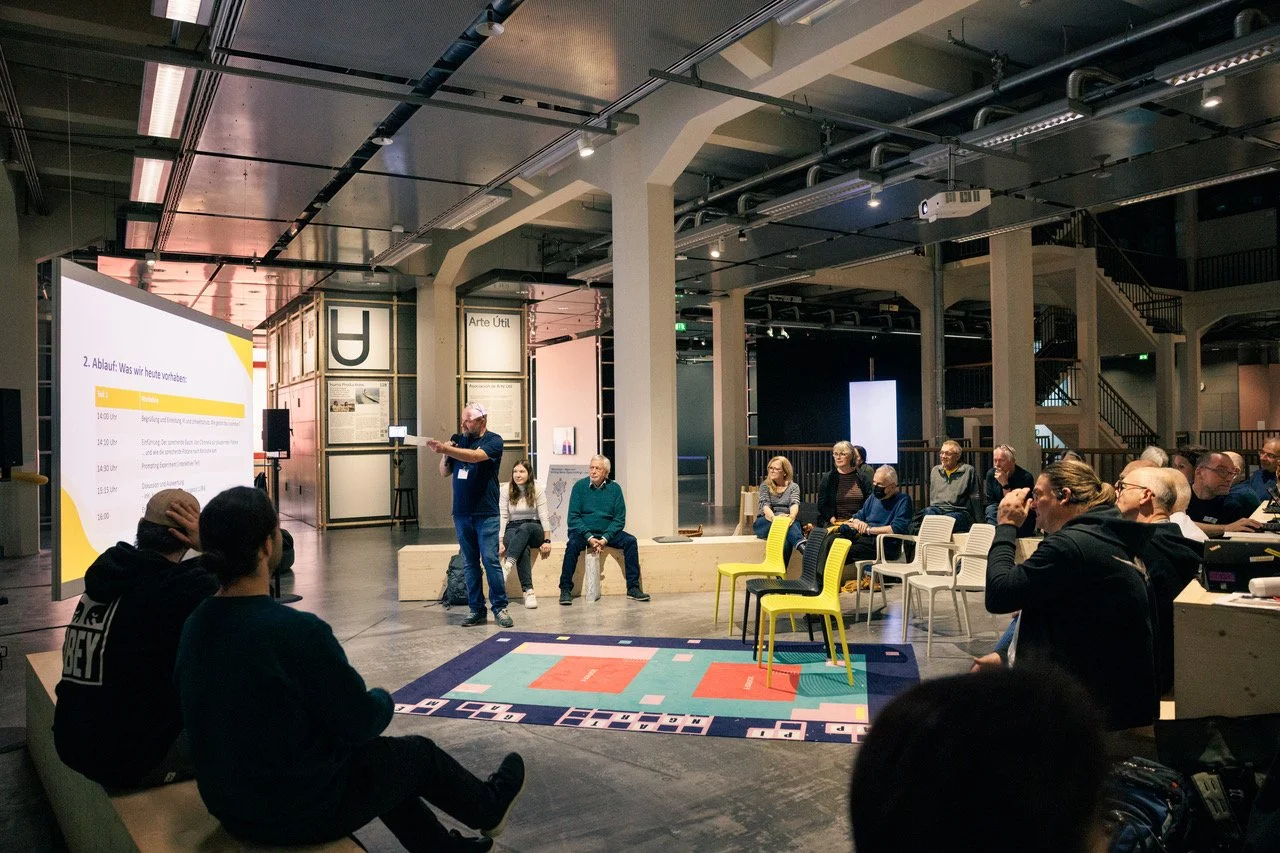 Teppichdesign im ZKM Karlsruhe
USEUM
Foto: ZKM | Center for Art and Media Karlsruhe
Credits: Felix Grünschloss