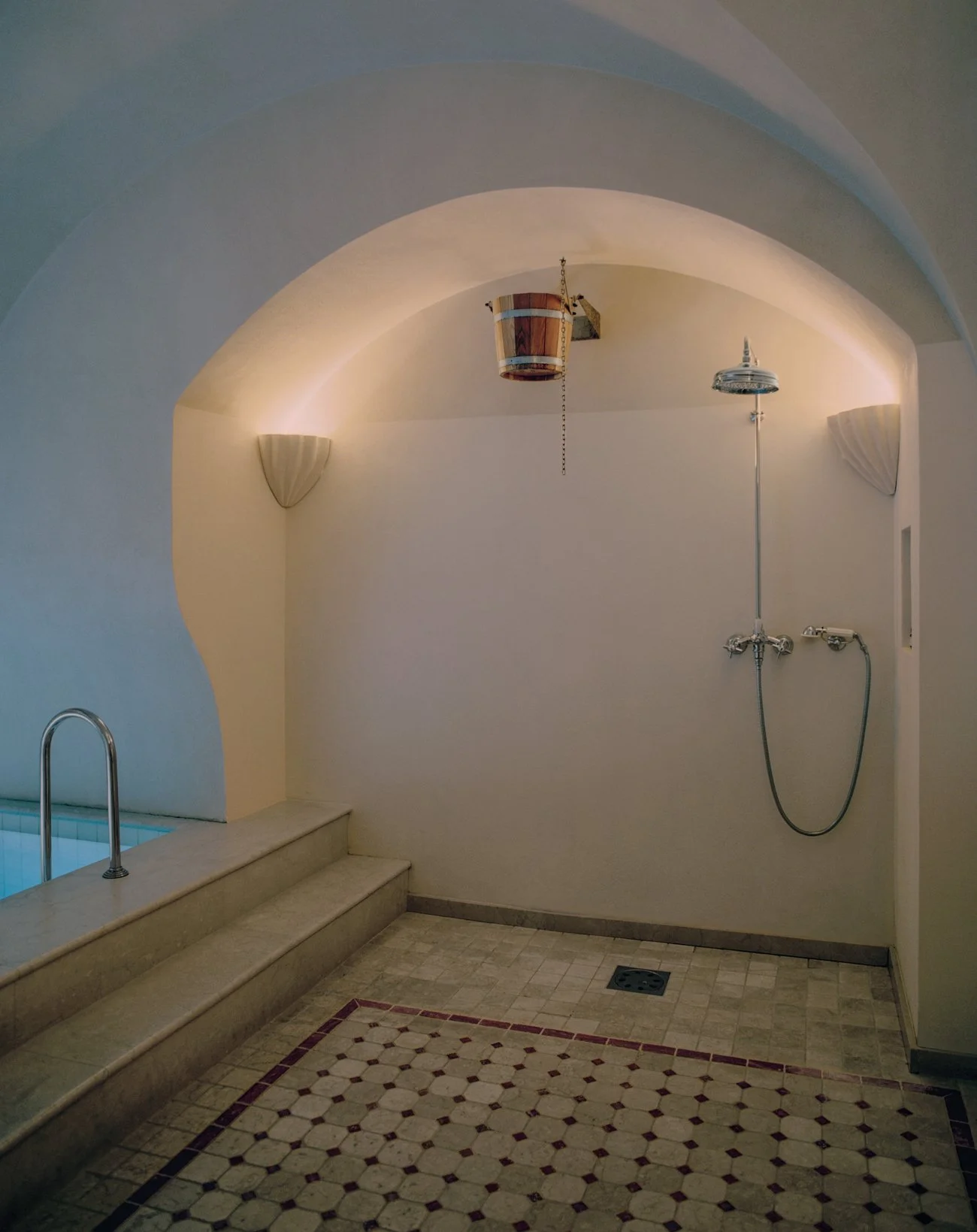 hotel-voltaire-crowder-s-2-4.jpg
