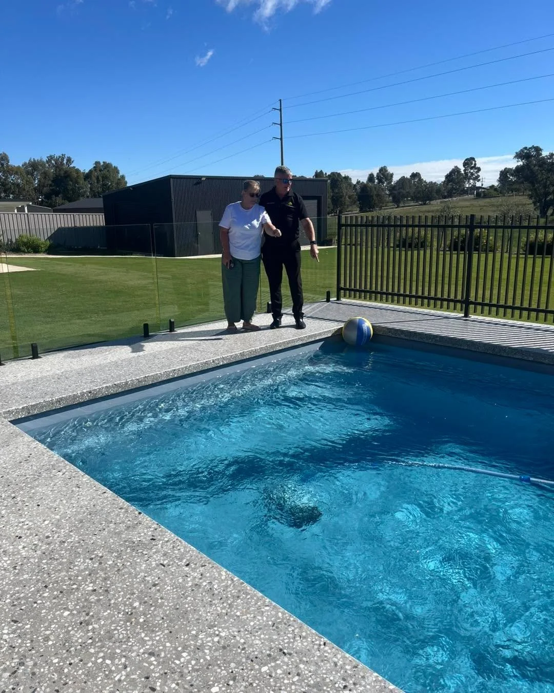 Photos are great - but nothing beats seeing the water colour in real life, how each finish works in an actual backyard setting.
We go the extra mile, so our customers feel completely confident in every decision. 

#barrierreefpools #summerready #pool